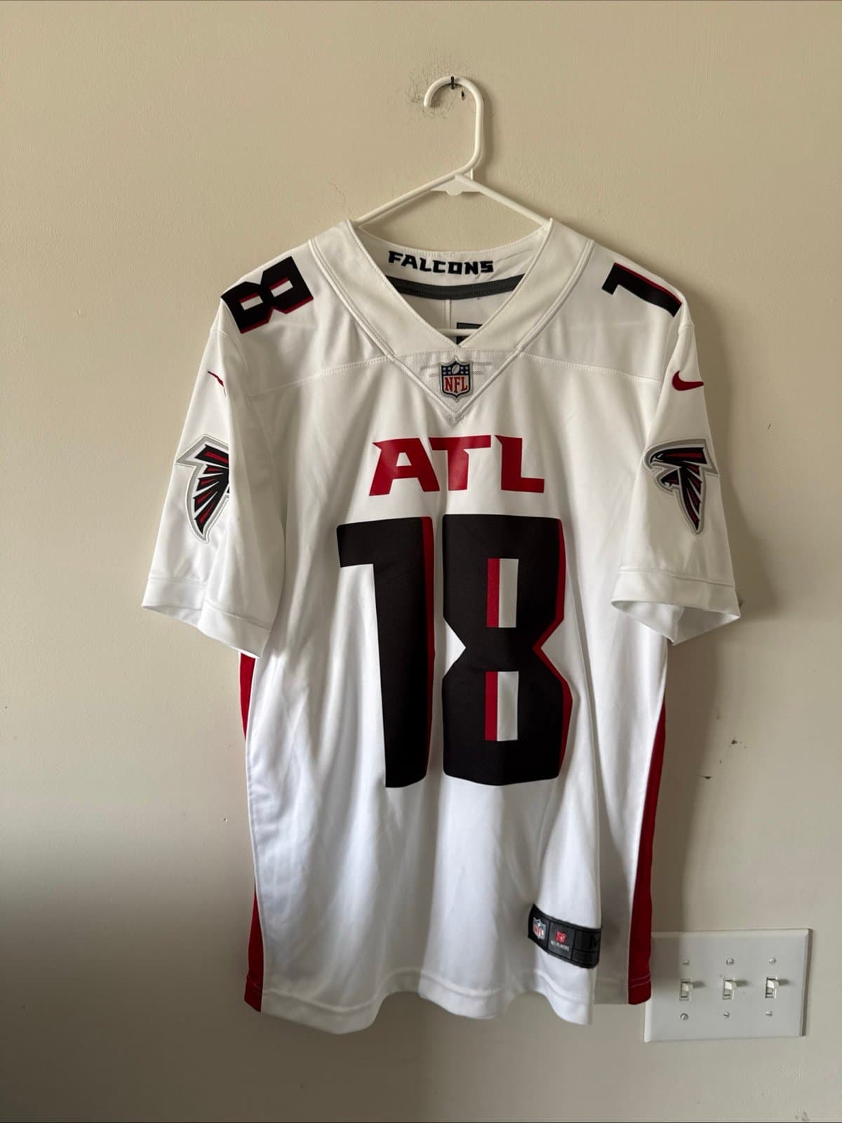 Men’s Nike Calvin Ridley #18 Atlanta Falcons Vapor Lmtd Jersey Sz M - White RARE - Image 1