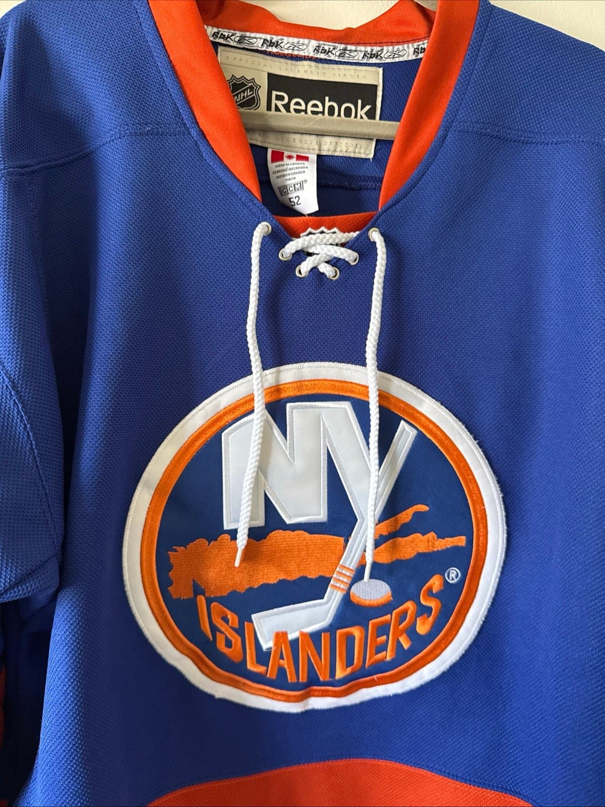 Men’s Reebok Nick Leddy #2 New York Islanders NHL Black Strap Jersey Sz 52 Blue - Thumbnail 2