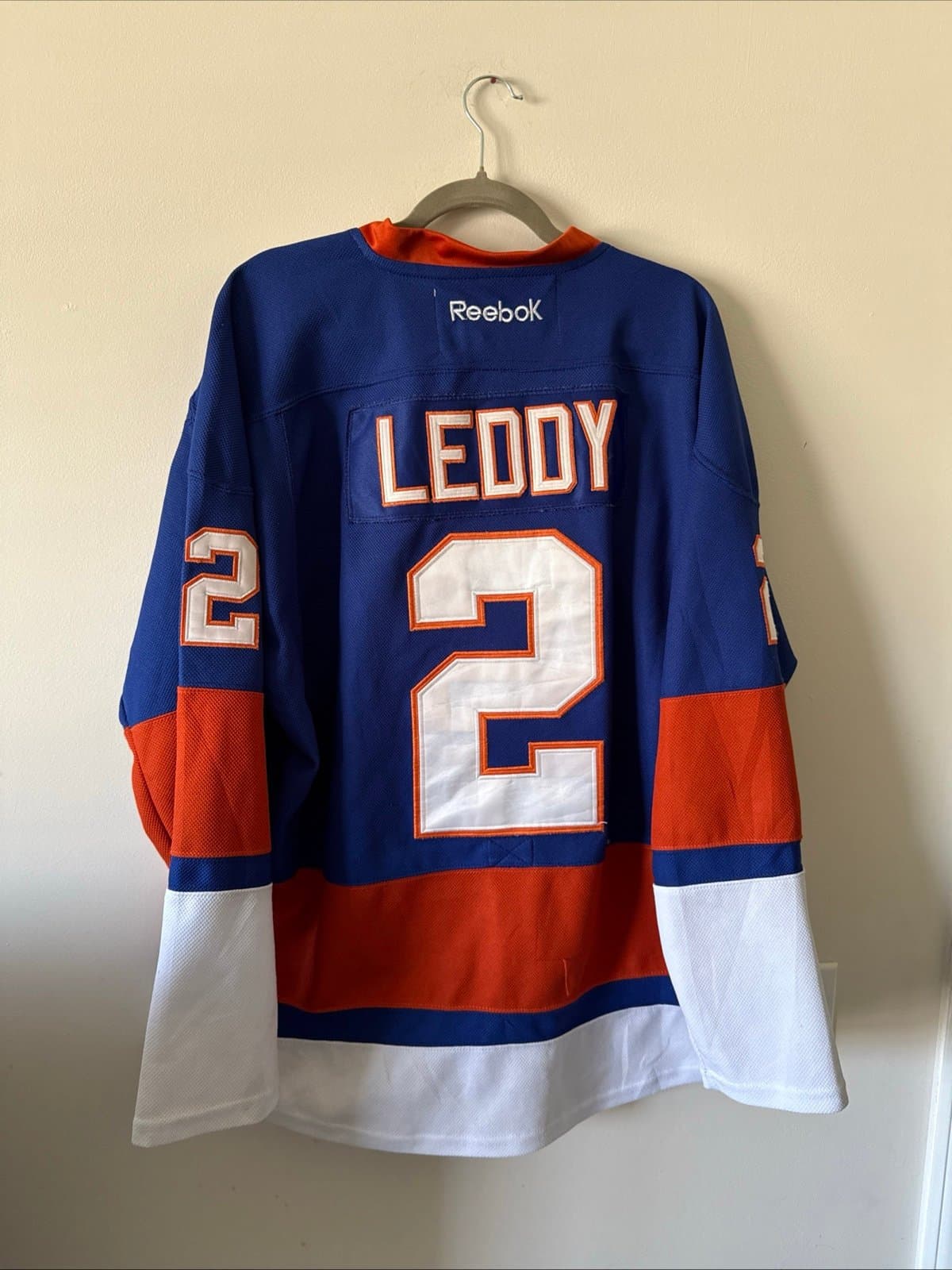 Men’s Reebok Nick Leddy #2 New York Islanders NHL Black Strap Jersey Sz 52 Blue - Thumbnail 4