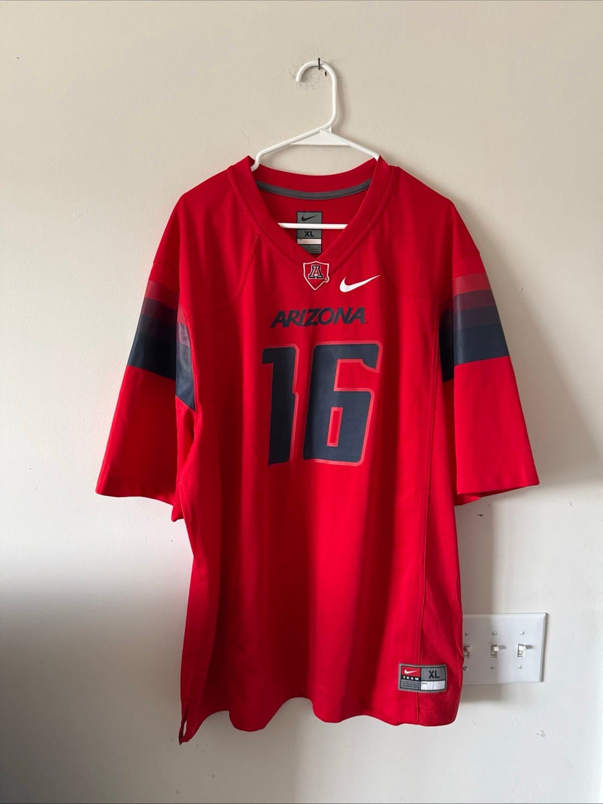 Men's Nike Arizona Wildcats #16 Game Football NCAA Jersey Sz XL - Red RARE - Image 1
