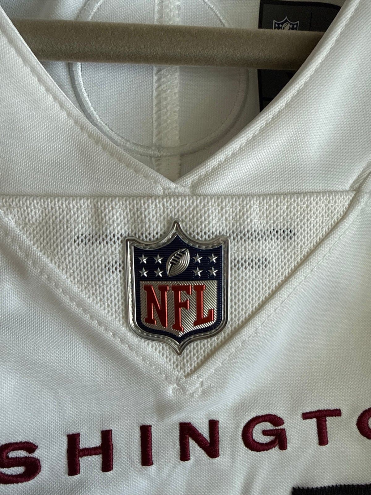 Men’s Nike Antonio Gibson #24 Washington Commanders NFL Jersey Sz XL - RARE - Thumbnail 5