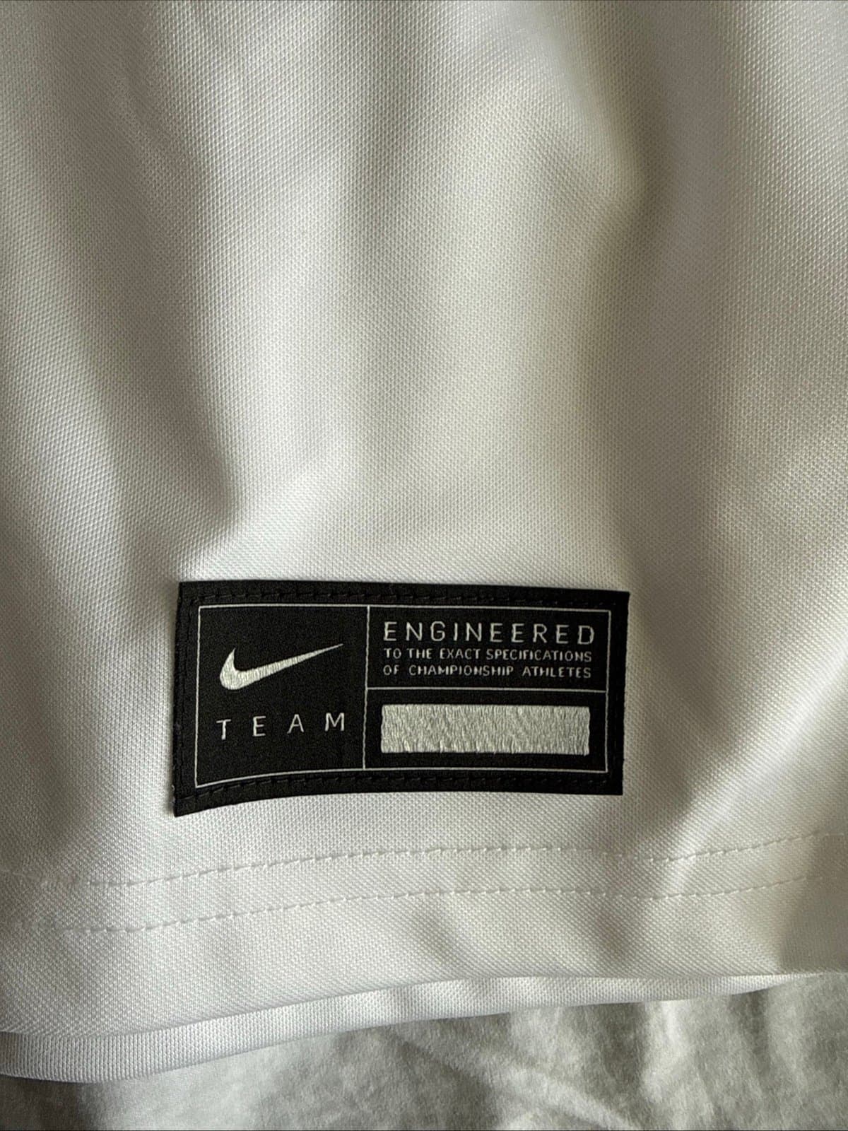 Men’s Nike Joe Burrow #9 LSU Tigers NCAA Football Jersey Sz L - White RARE - Thumbnail 3