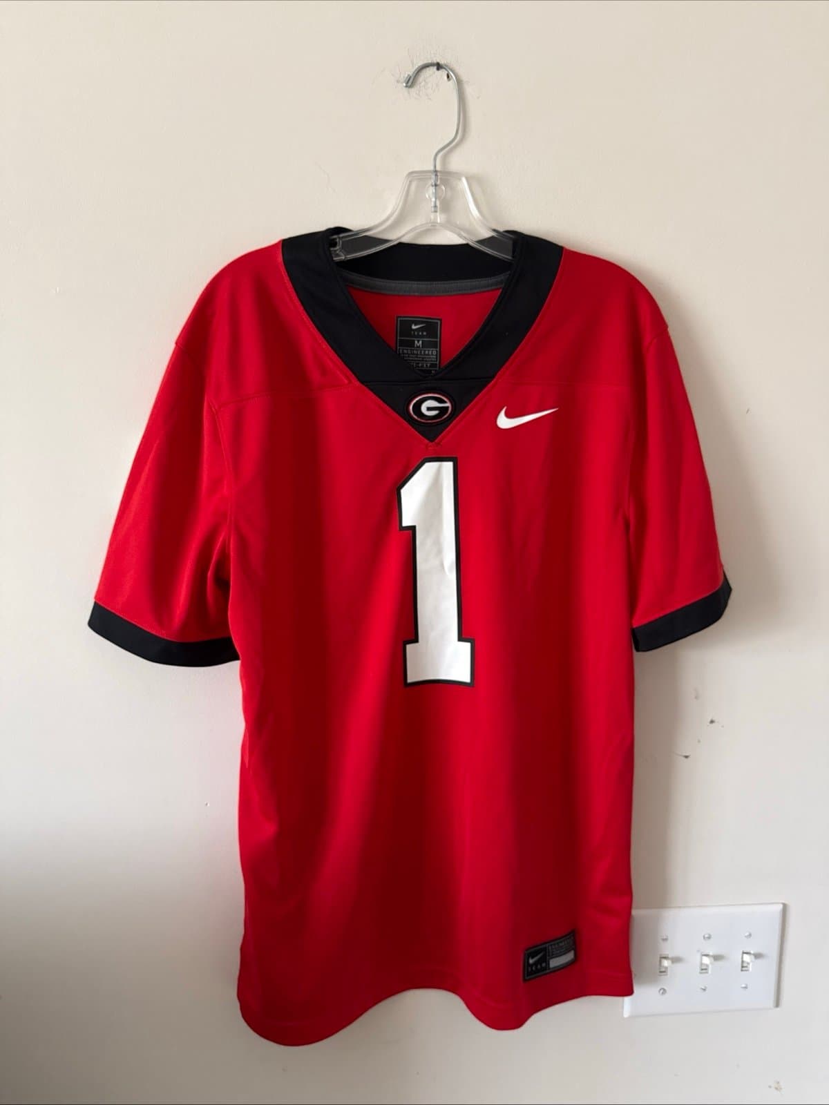 Men’s Nike Trevor Etienne #1 Georgia Bulldogs NCAA Game Jersey Sz M - Red RARE - Image 1
