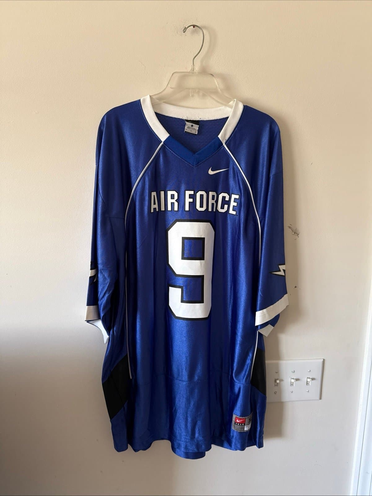 Men’s Nike VTG Air Force Falcons #9 Team Authentic NCAA Football Jersey Sz XL - Image 1