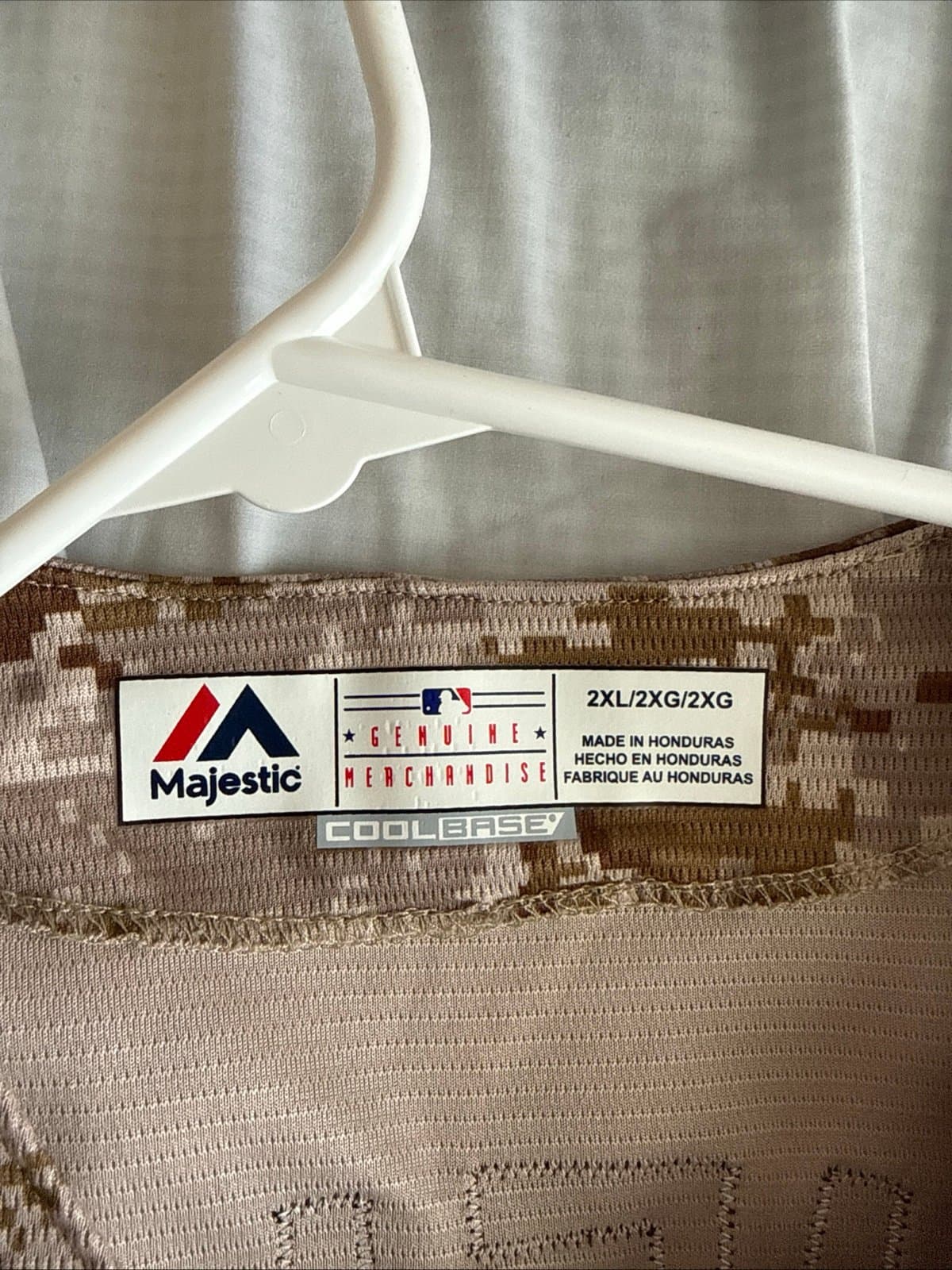 Men’s Majestic James Shields #33 SD Padres Digital Camo MLB Jersey Sz 2XL - RARE - Thumbnail 4