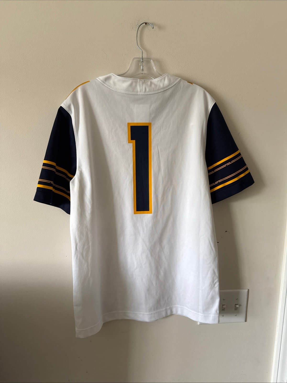 Men’s Nike Cal Bears #1 Untouchable NCAA Game Jersey Sz M - White NWOT - Thumbnail 5