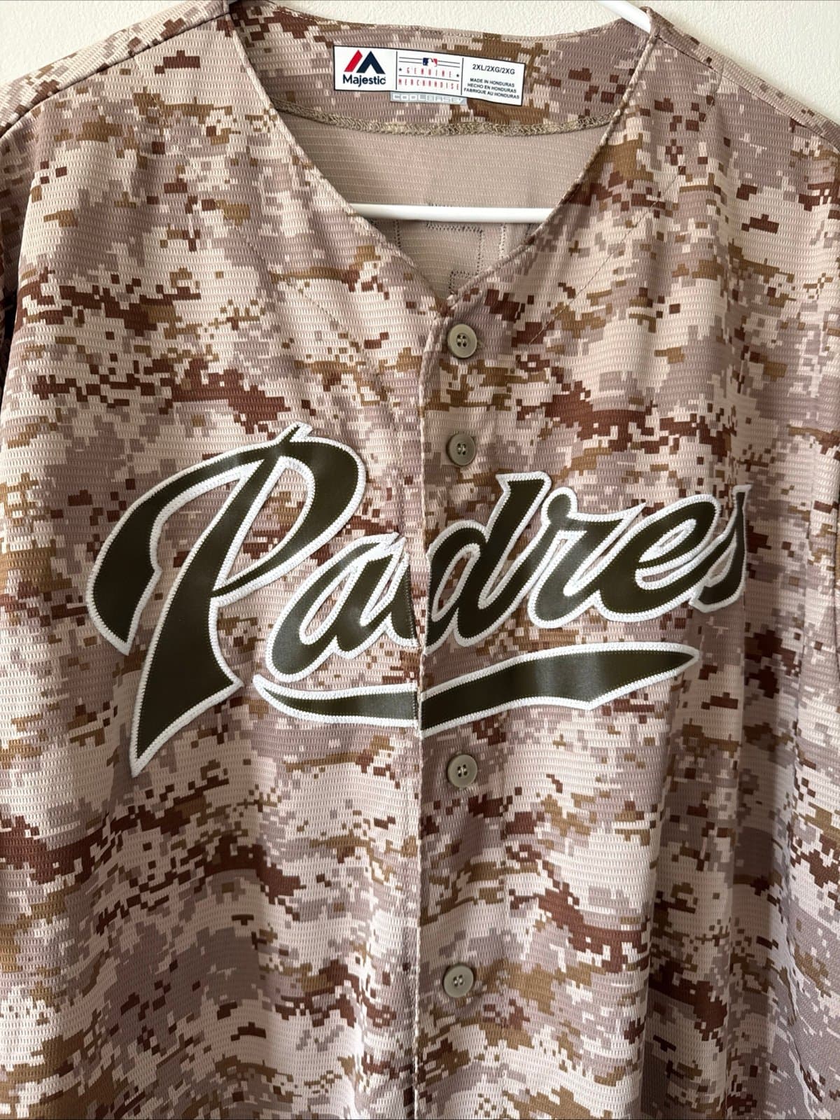 Men’s Majestic James Shields #33 SD Padres Digital Camo MLB Jersey Sz 2XL - RARE - Thumbnail 2