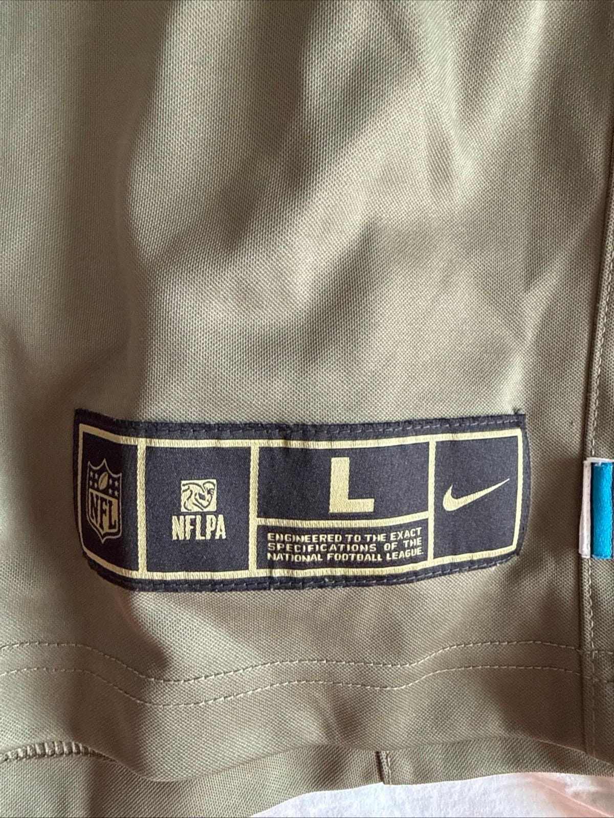 Men's Nike D.J. Moore #2 Carolina Panthers Salute To Service Jersey Sz L - RARE - Thumbnail 3