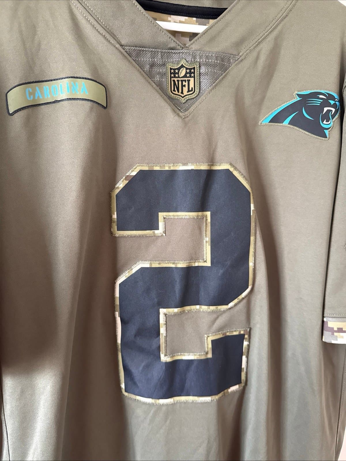 Men's Nike D.J. Moore #2 Carolina Panthers Salute To Service Jersey Sz L - RARE - Thumbnail 2