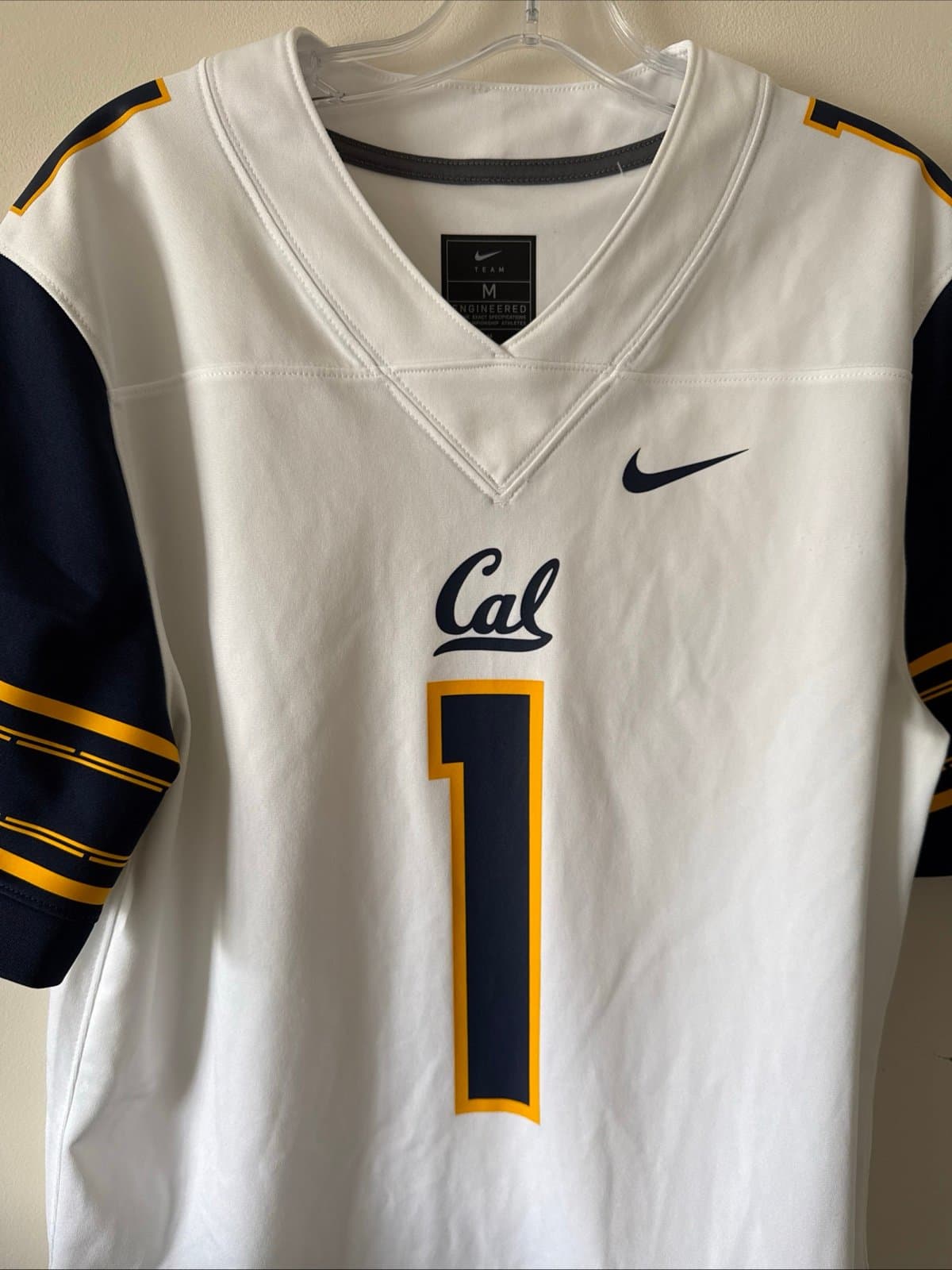 Men’s Nike Cal Bears #1 Untouchable NCAA Game Jersey Sz M - White NWOT - Thumbnail 2