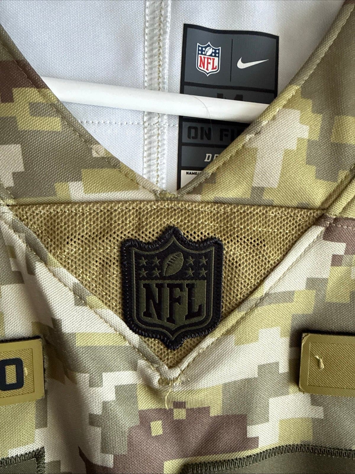 Men's Nike Jimmy Garoppolo #10 SF 49ers 2018 Salute To Service Jersey Sz M RARE - Thumbnail 5