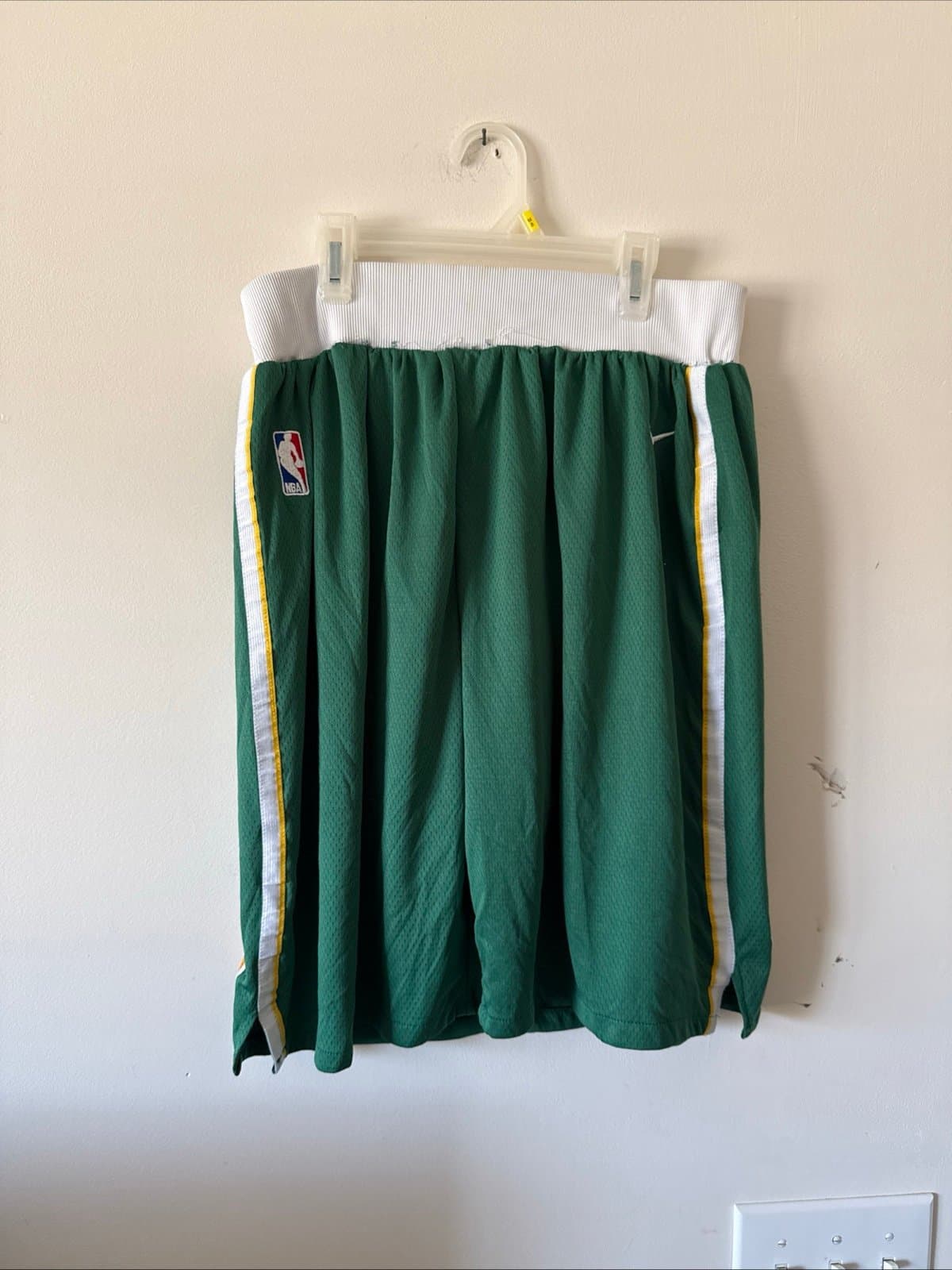 Men’s Nike Boston Celtics Team Game Shorts Shamrock Authentic Sz 54 - Green RARE - Image 1