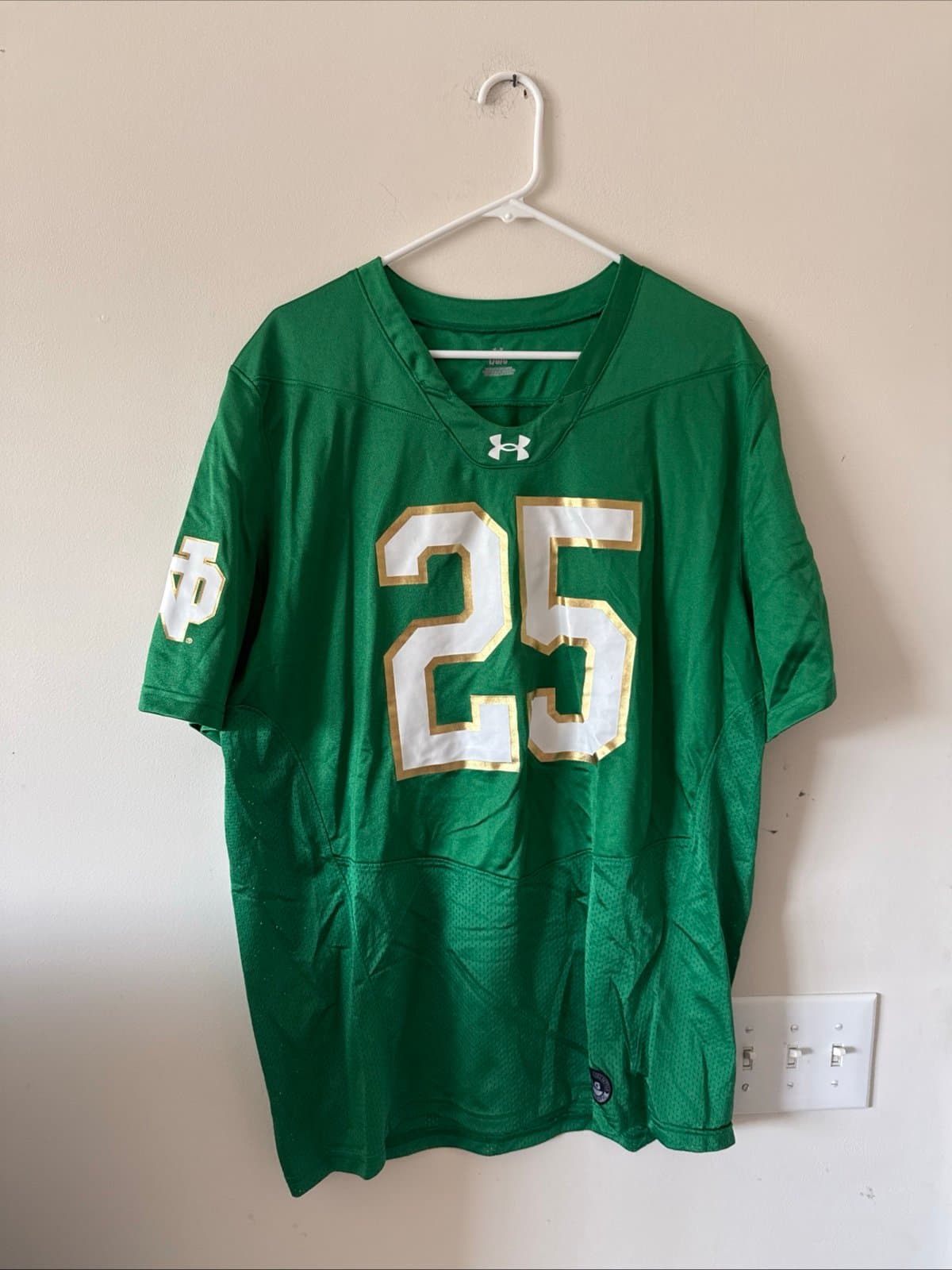 Men’s Under Armour Notre Dame Fighting Irish #25 Jersey SZ L - Green RARE - Image 1