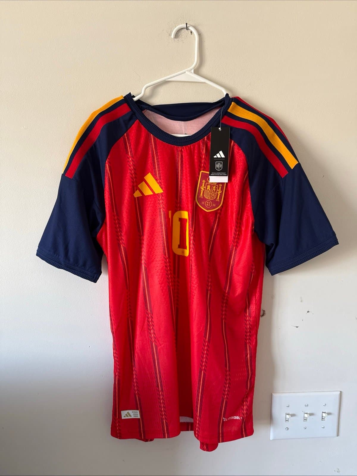 Men's adidas Dani Olmo #10 Spain Home Authentic Jersey 2026 WC Sz XL - NWT RARE - Image 1