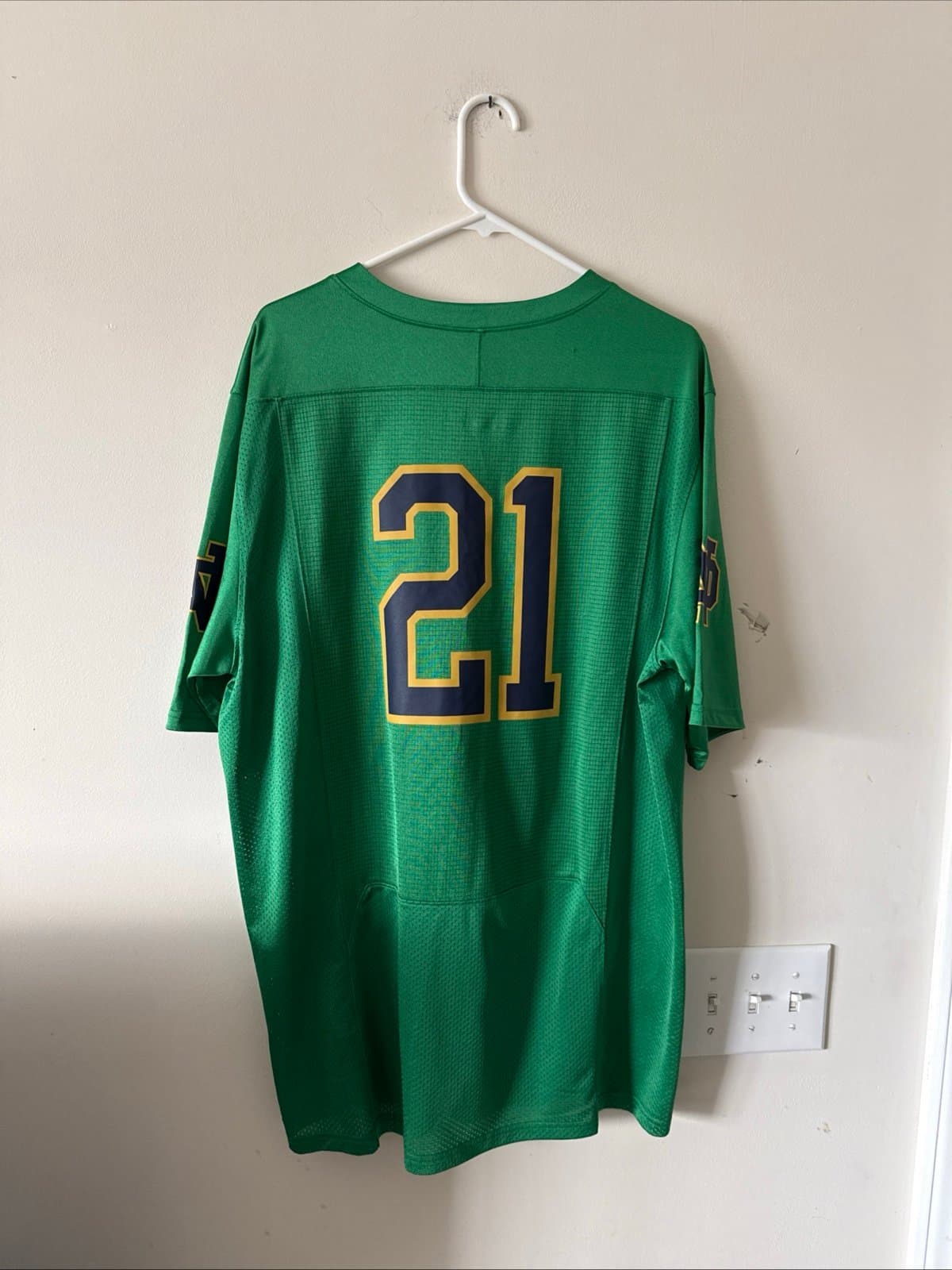 Men's Under Armour Notre Dame Fighting Irish #21 Football Jersey Sz XL - RARE - Thumbnail 6