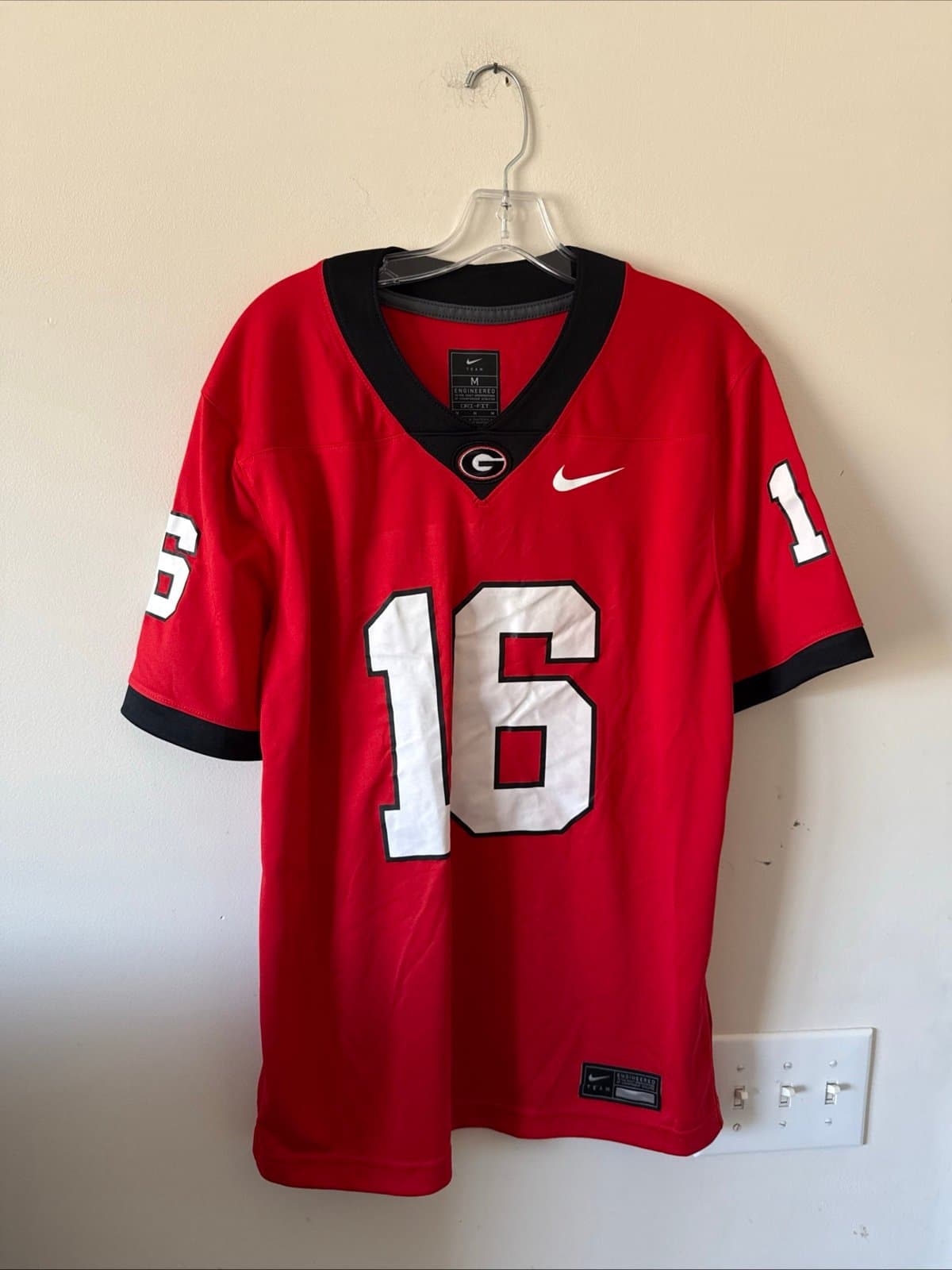 Men’s Nike Maurice Hayes Jr #16 Georgia Bulldogs NCAA Jersey Sz M - Red RARE - Image 1