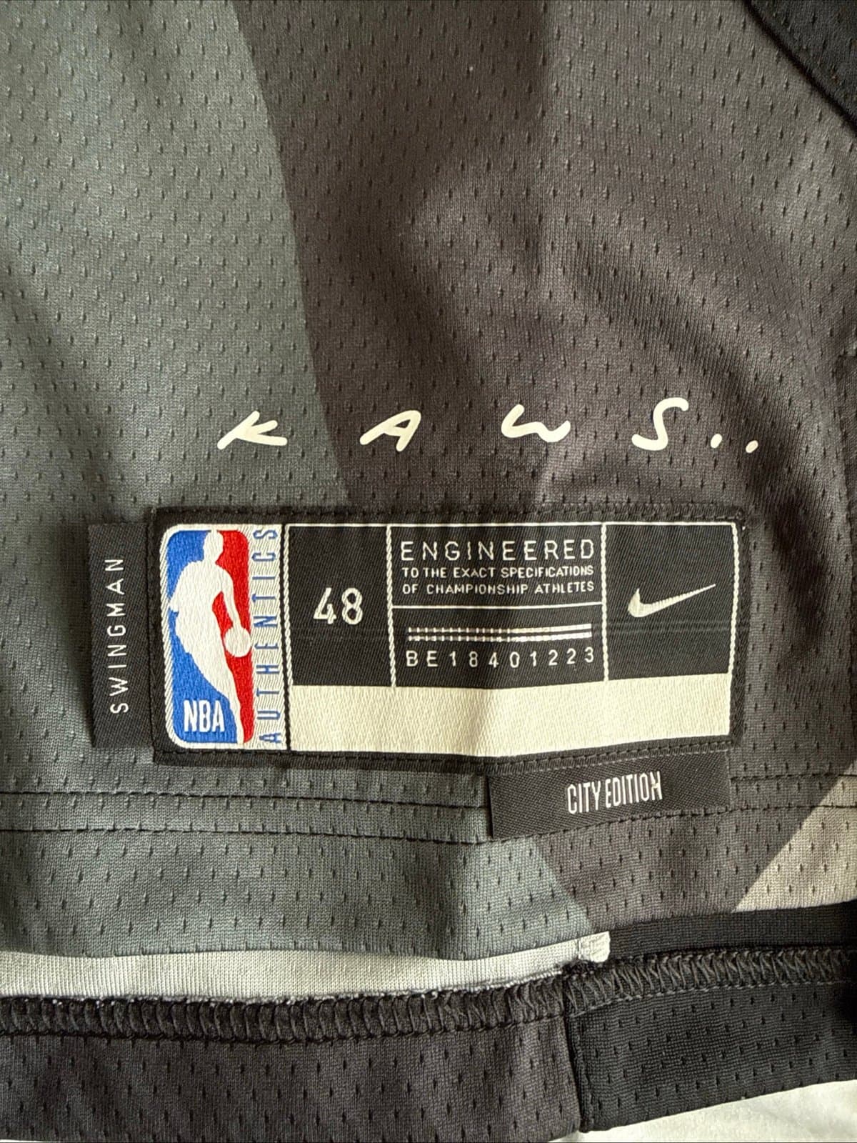 Men’s Nike x KAWS Cam Johnson #2 Brooklyn Nets City NBA Jersey Sz L - Black RARE - Thumbnail 3