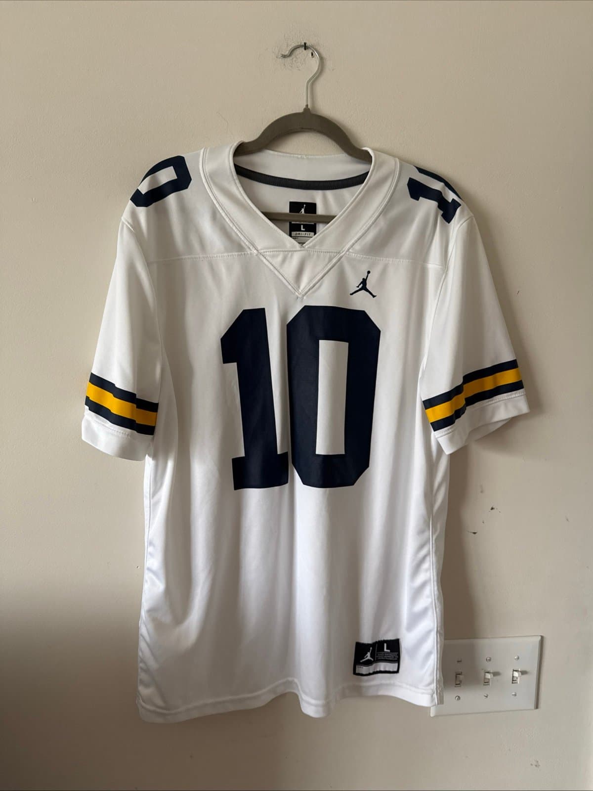 Men’s Jordan Tom Brady #10 Michigan Wolverines NCAA Game Jersey Sz L White RARE - Image 1