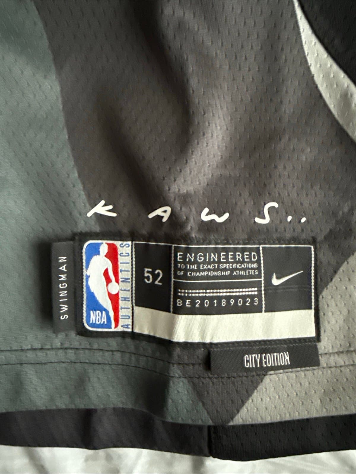 Men’s Nike Nic Claxton #33 KAWS 2024-25 Brooklyn Nets City Edition Jersey Sz 52 - Thumbnail 3