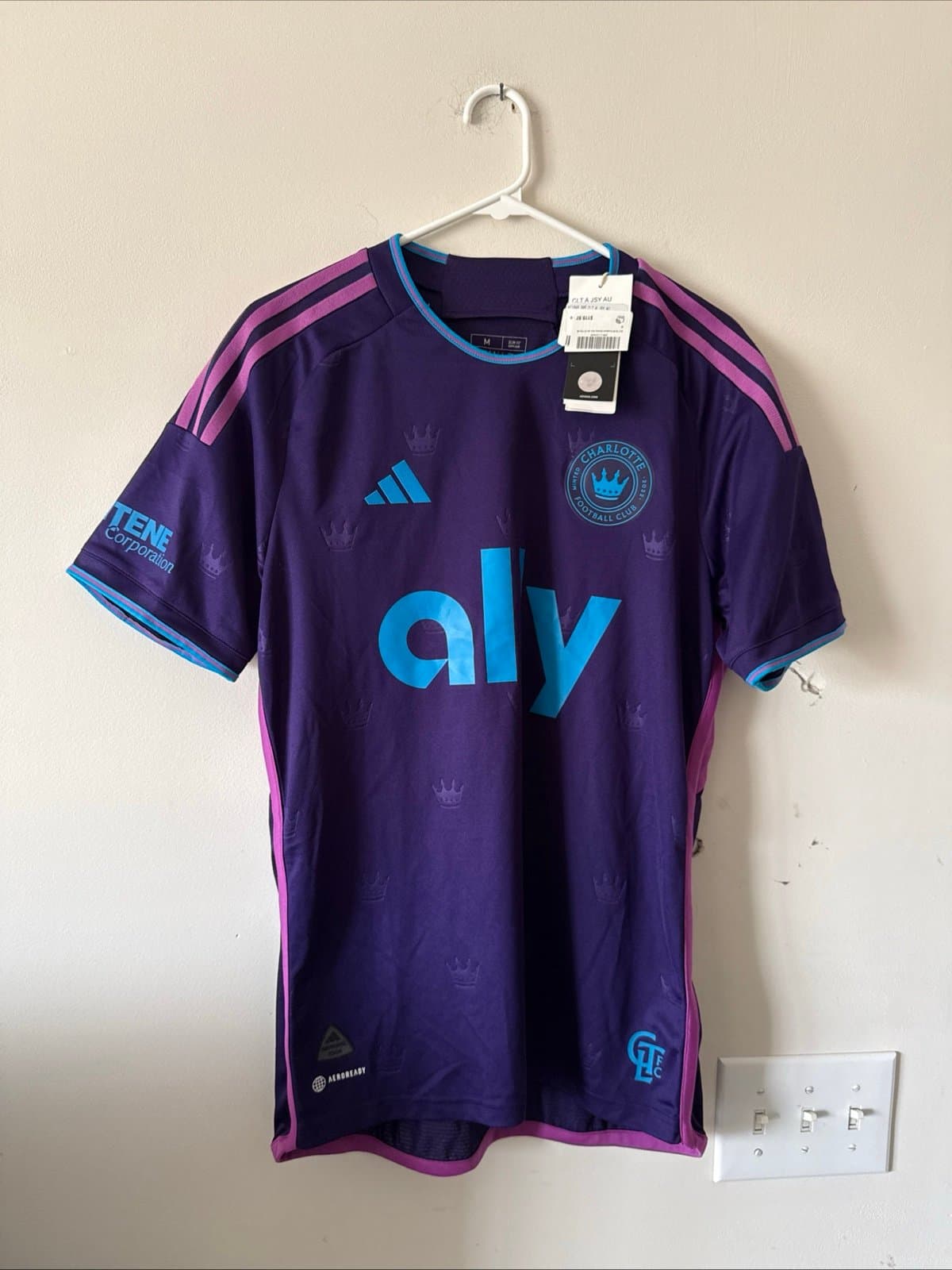 Men’s Adidas Scott Arfield #37 Charlotte FC Jersey Authentic 2023/2024 Sz M NWT - Image 1