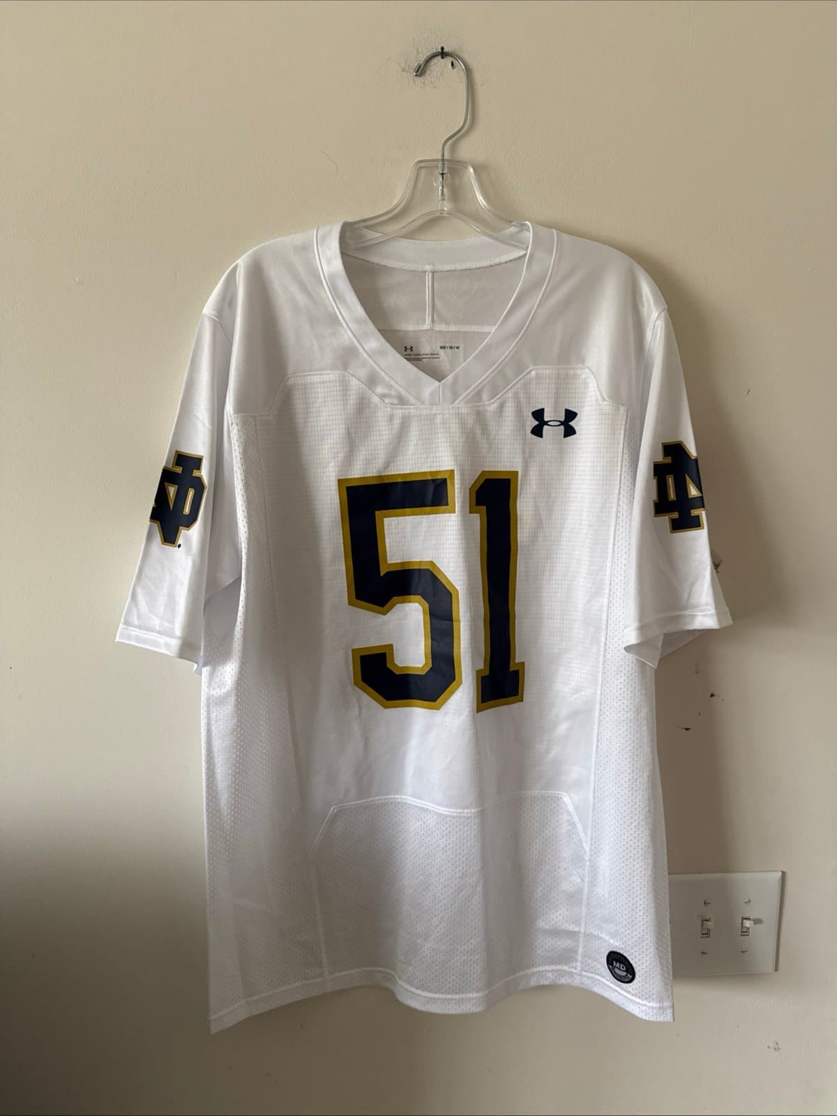 Men’s Under Armour Rino Monteforte #51 Notre Dame Irish NCAA Jersey Sz M - RARE