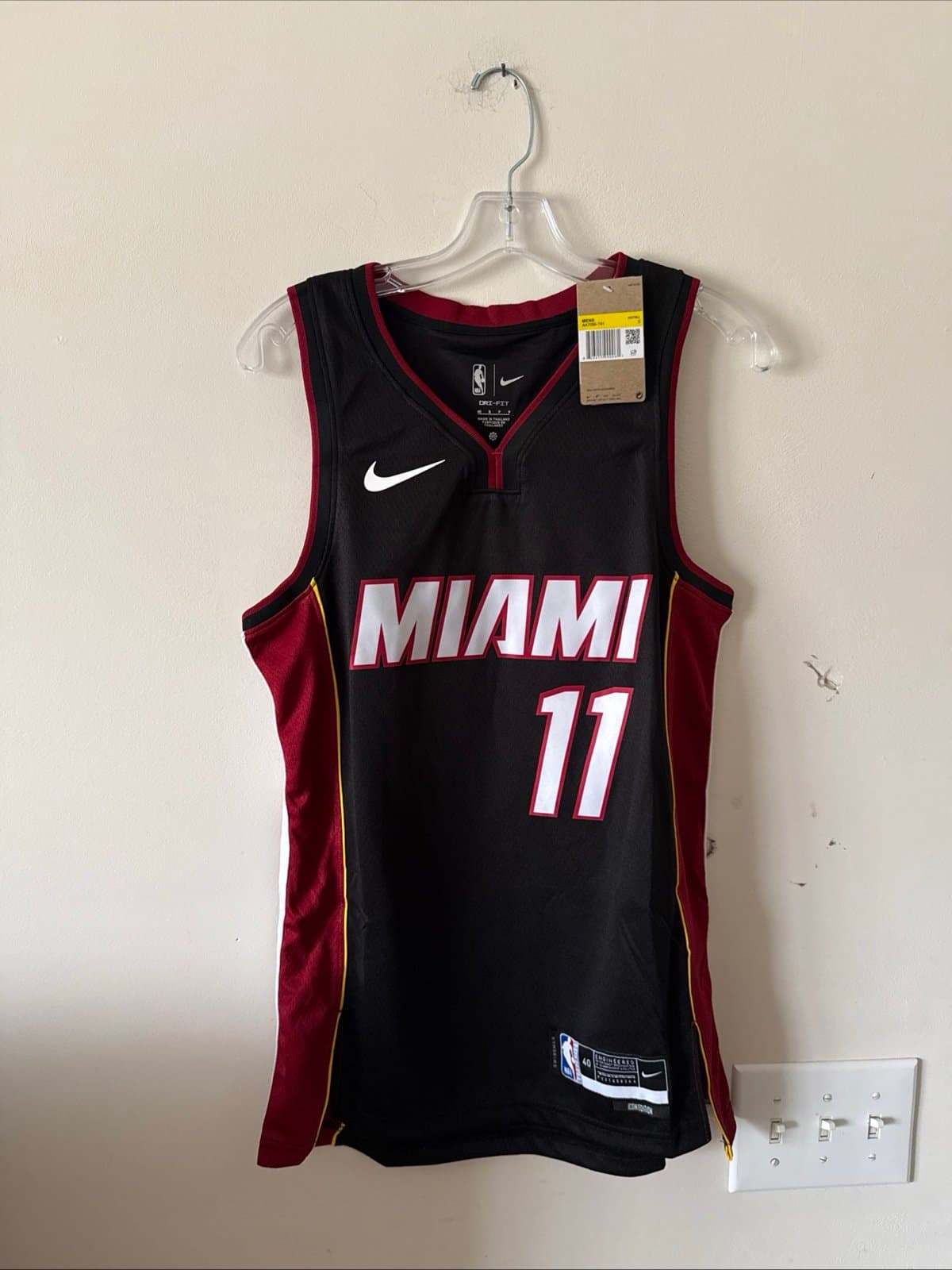 Men’s Nike Miami Heat Jaime Jaquez Jr #11 Nike Jersey Icon Edition Sz 40 - NWT - Image 1