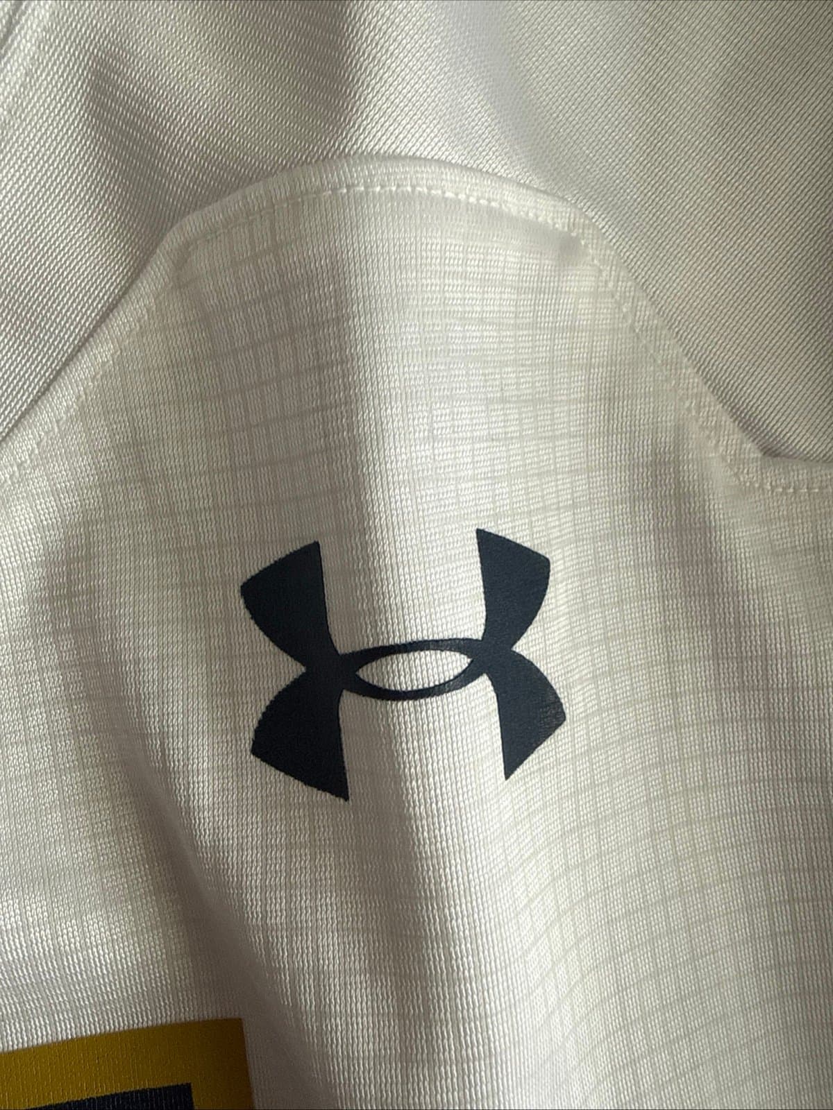 Men’s Under Armour Rino Monteforte #51 Notre Dame Irish NCAA Jersey Sz M - RARE - Thumbnail 5