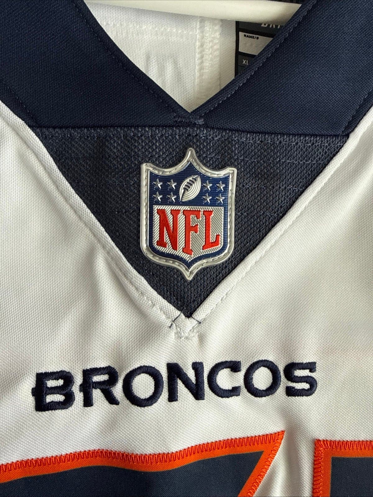 Men’s Nike Justin Simmons #31 Denver Broncos Vapor Lmtd Jersey Sz XL White RARE - Thumbnail 5