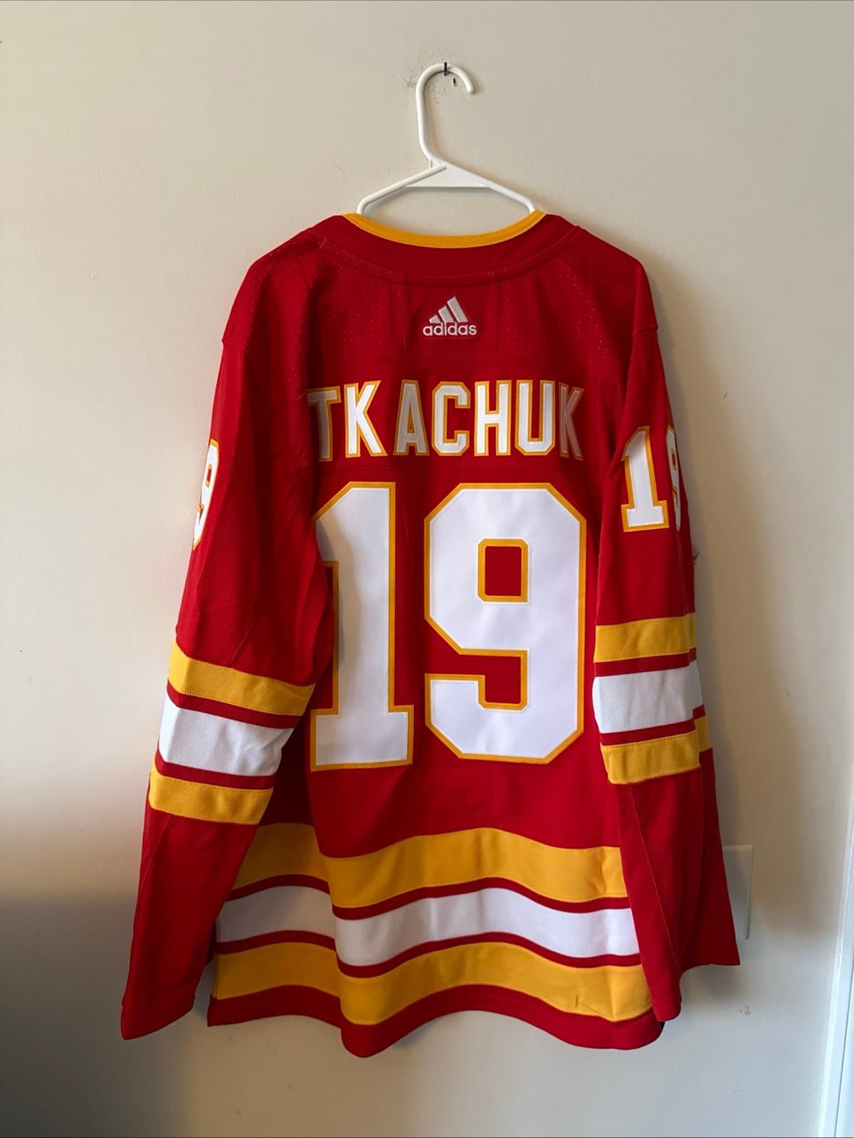 Men’s Adidas Matthew Tkachuk #19 Calgary Flames Authentic Home Jersey Sz 54 NWT - Thumbnail 7