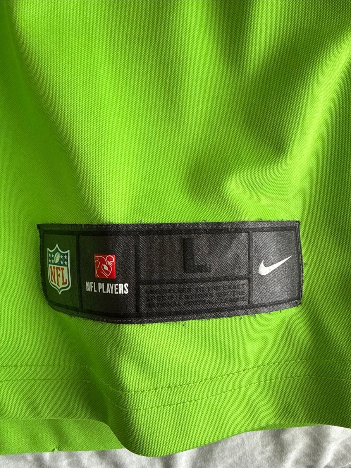 Men’s Nike Russell Wilson #3 Seattle Seahawks Color Rush Vapor Lmtd Jersey Sz L - Thumbnail 3