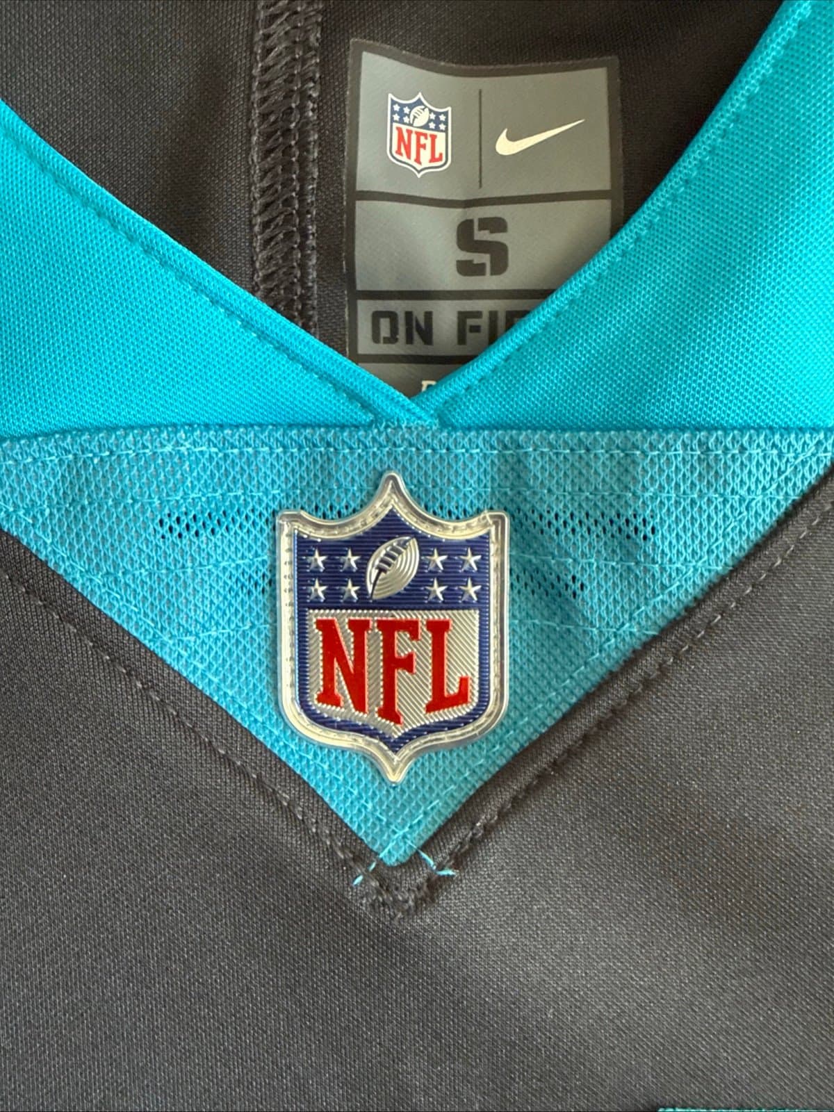 Men’s Nike CHRISTIAN MCCAFFREY #22 Carolina Panthers Vapor Lmtd Jersey Sz S - Thumbnail 5