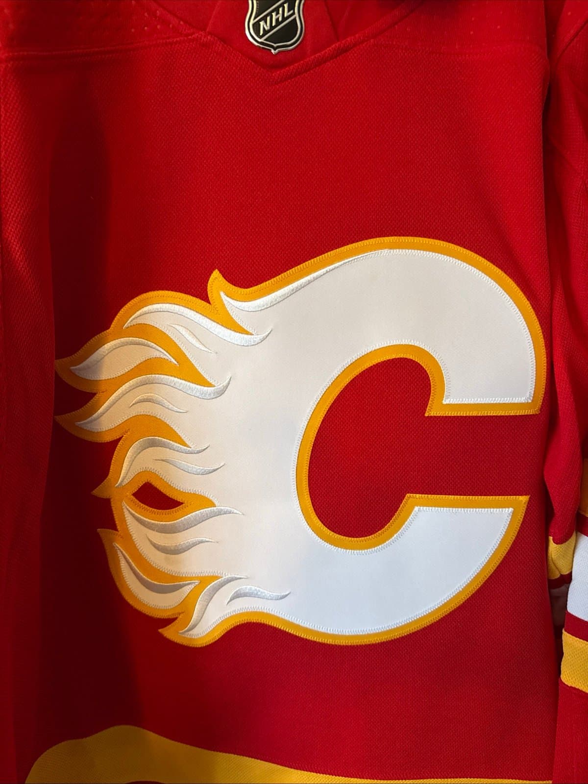 Men’s Adidas Matthew Tkachuk #19 Calgary Flames Authentic Home Jersey Sz 54 NWT - Thumbnail 2