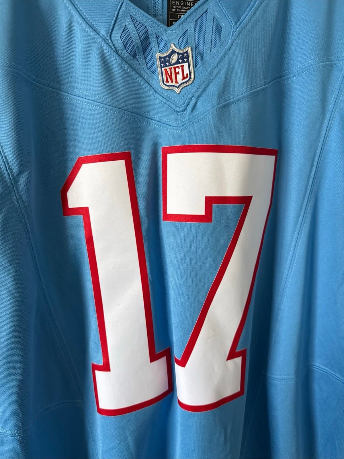 Men’s Nike Ryan Tannehill #17 Tennessee Titans Vapor Lmtd 2nd Alt Jersey Sz XL - Thumbnail 2