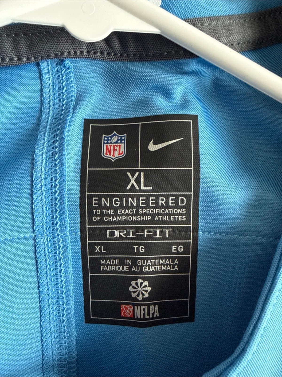 Men’s Nike Ryan Tannehill #17 Tennessee Titans Vapor Lmtd 2nd Alt Jersey Sz XL - Thumbnail 4
