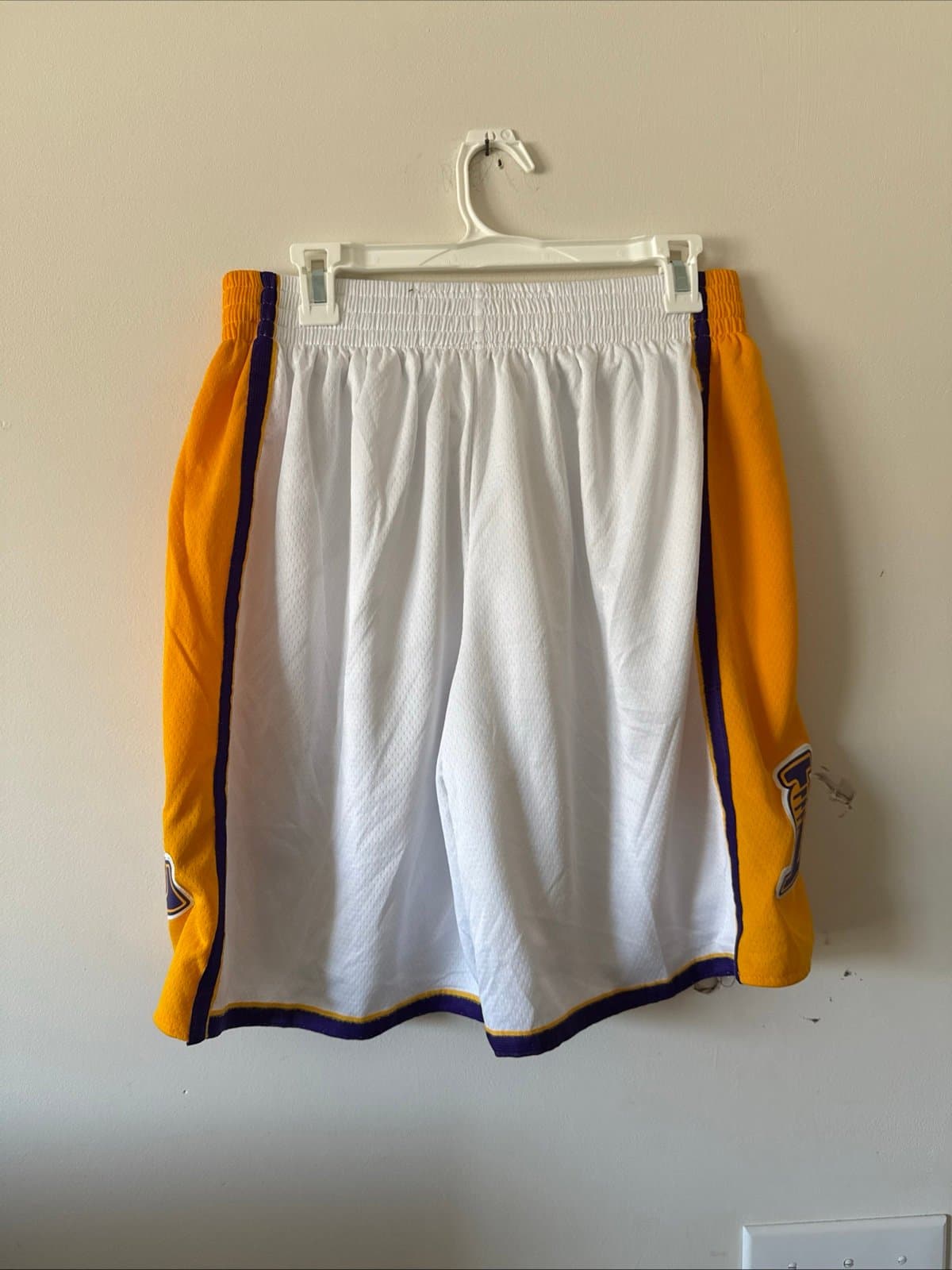 Men’s Nike Los Angeles Lakers Player Issued Swingman Shorts Sz 54 - White RARE - Thumbnail 6