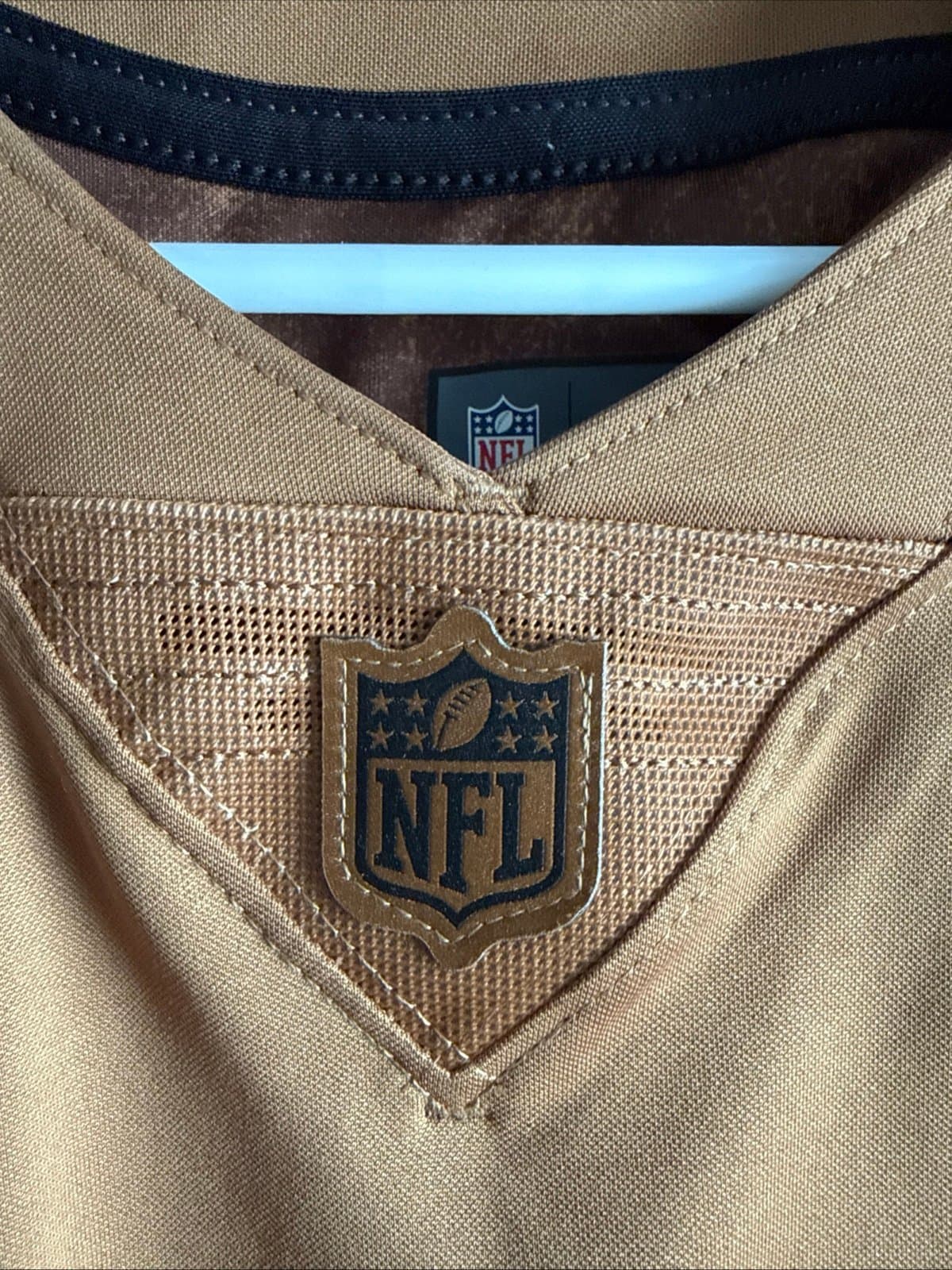 Men’s Nike Tua Tagovailoa #1 Miami Dolphins 2023 Salute to Service Jersey Sz XL - Thumbnail 5