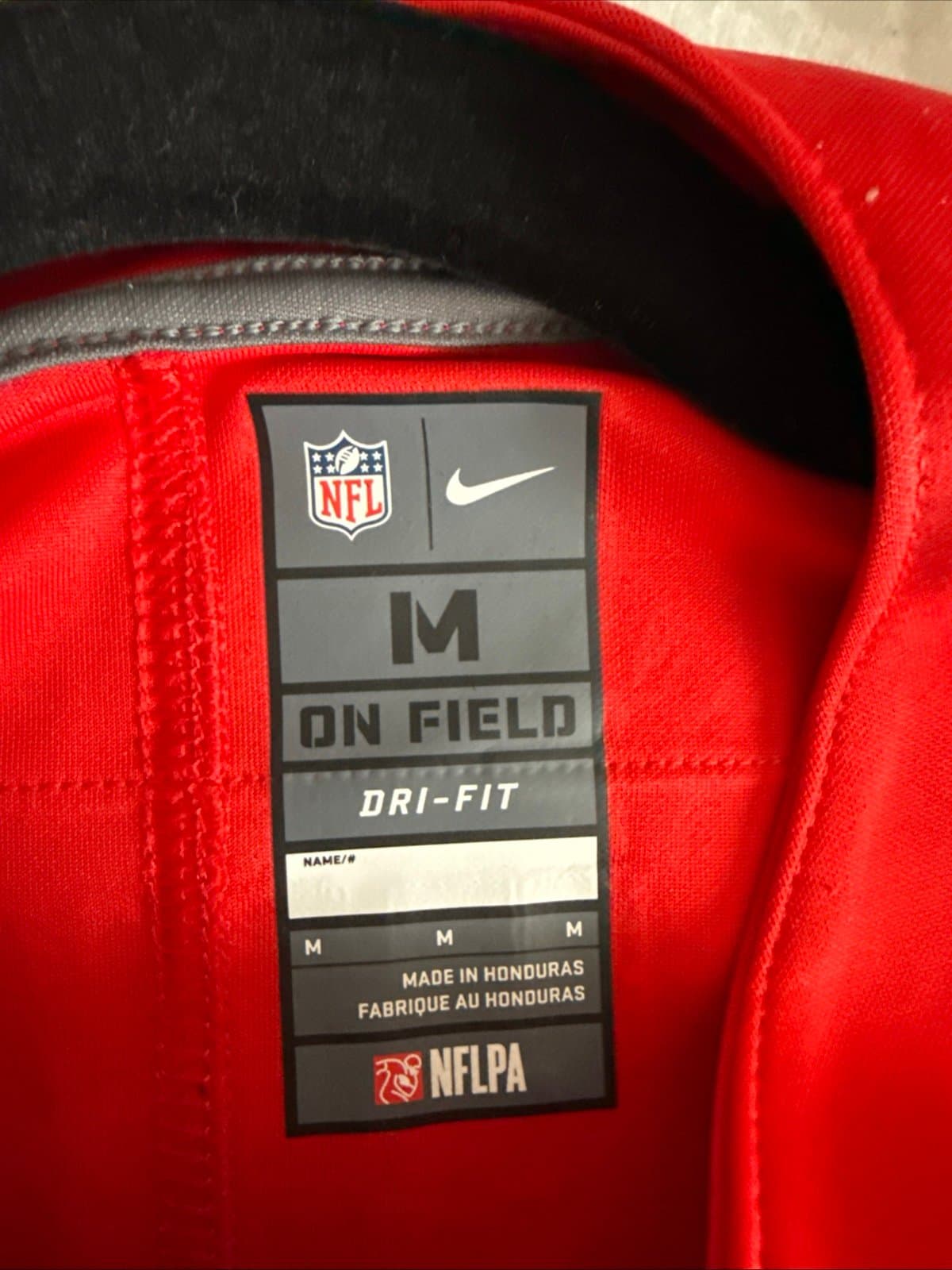 MEN’S NIKE KAREEM HUNT #27 KANSAS CITY CHIEFS VAPOR LMTD JERSEY SIZE M RED RARE - Thumbnail 4