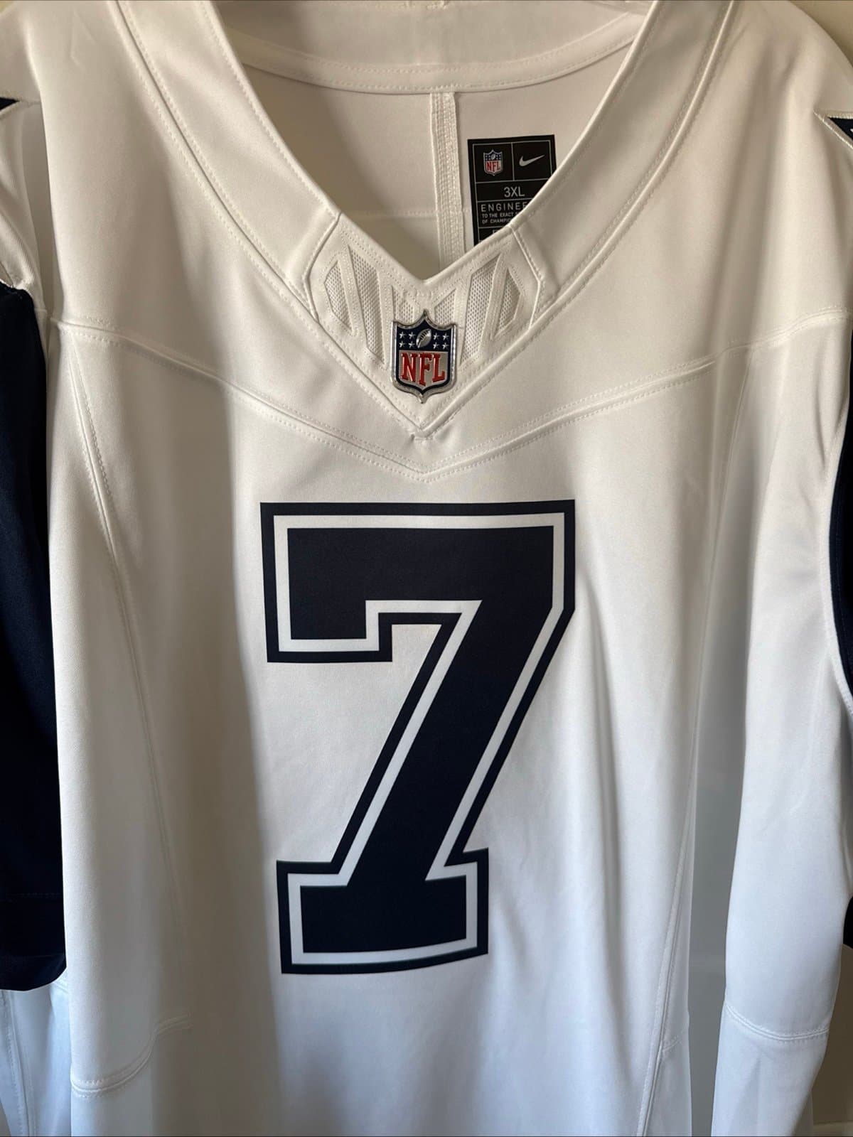 Men’s Nike Trevon Diggs #7 Dallas Cowboys Vapor Limited Jersey Sz 3XL - White - Thumbnail 2