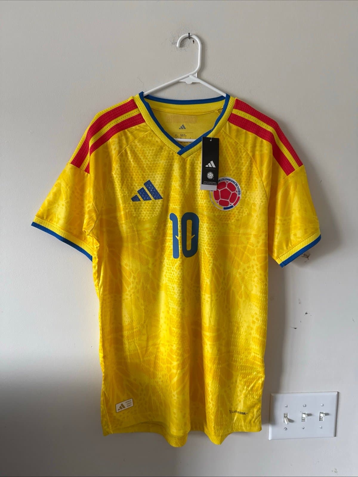 Men’s adidas James Rodriguez #10 Columbia Authentic 2026 WC Jersey Sz XL - NWT - Image 1