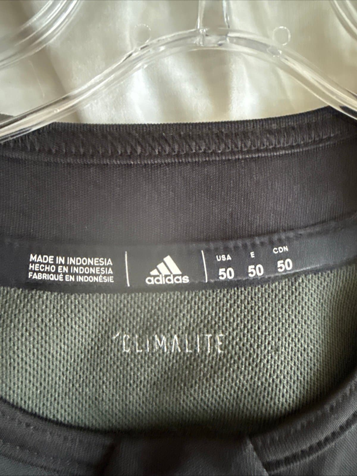 Men's adidas Camo Vegas Golden Knights Military Appreciation Jersey Sz 50 RARE - Thumbnail 3