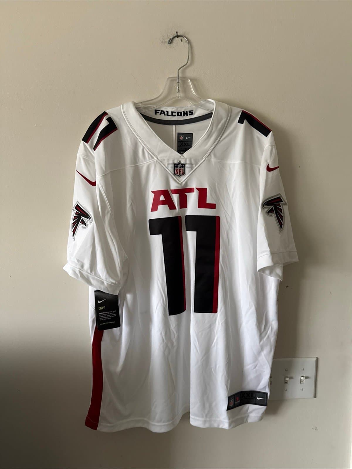 Men’s Nike Julio Jones #11 Atlanta Falcons Vapor Lmtd Jersey Sz 2XL - NWT RARE - Image 1