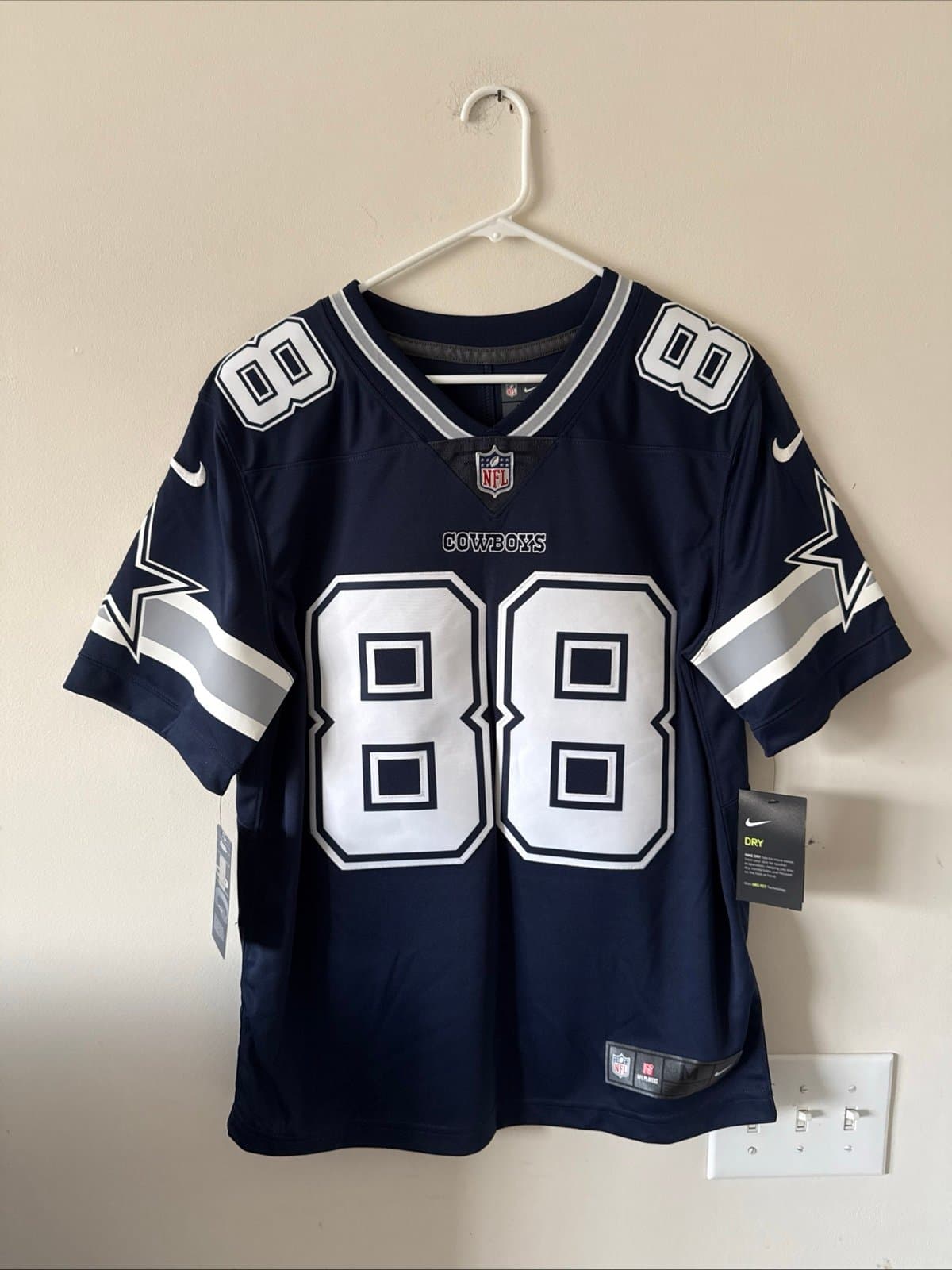 Men’s Nike Dez Bryant #88 Dallas Cowboys Vapor Lmtd NFL Jersey Sz M - Blue NWT - Image 1