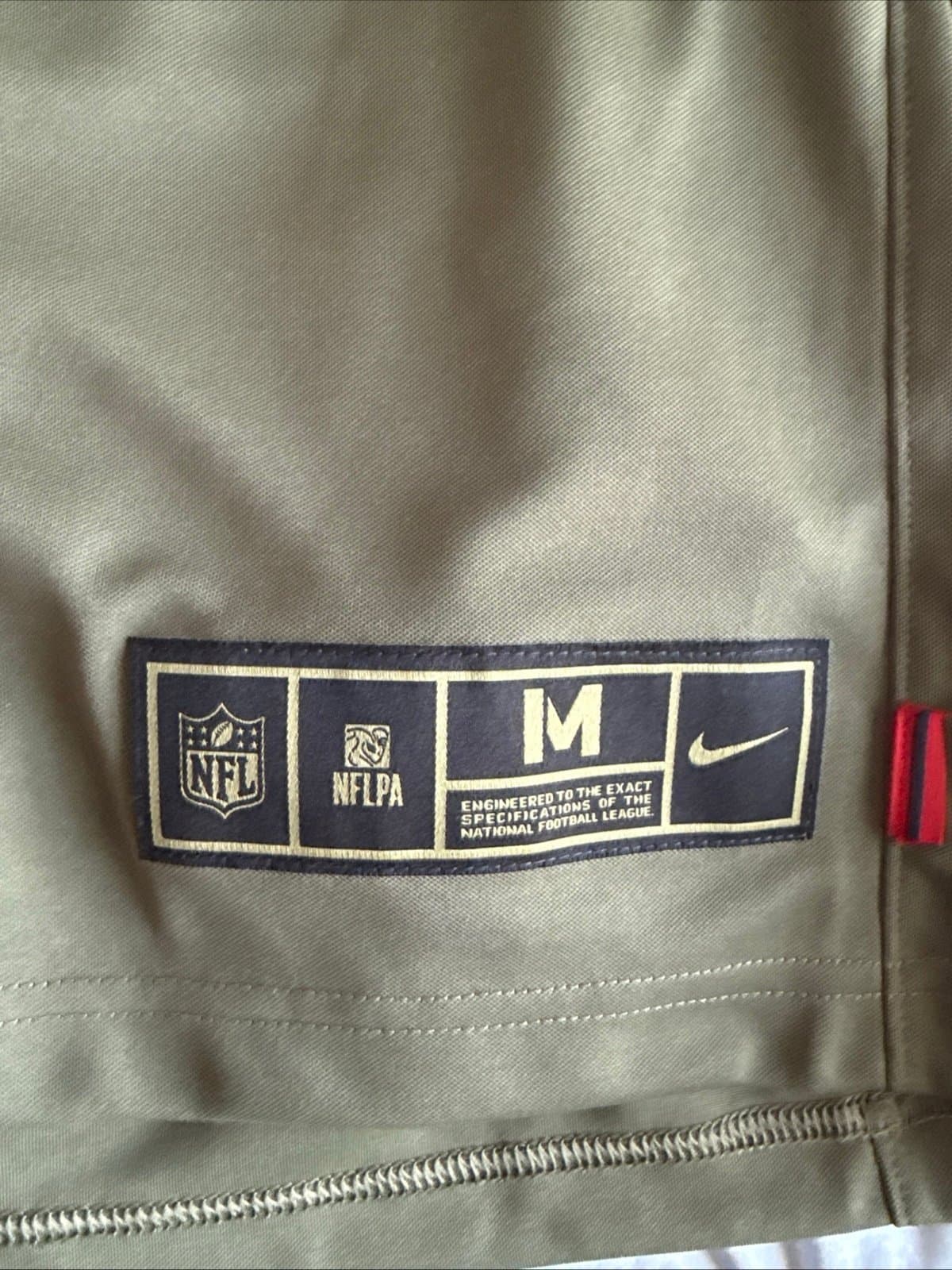 Men’s Nike Randy Moss #81 New England Patriots Salute To Service Jersey Sz M NWT - Thumbnail 3