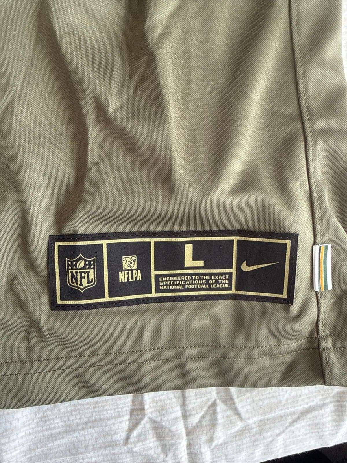 Men's Nike Aaron Rodgers #12 GB Packers Salute To Service Lmtd Jersey Sz L NWT - Thumbnail 3