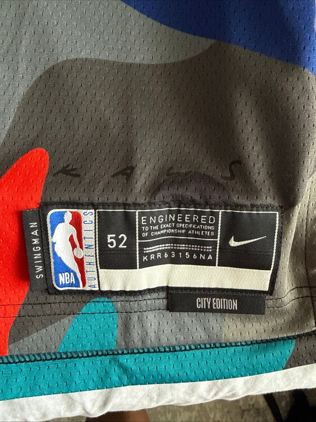 Men’s Nike Cam Johnson #2 Brooklyn Nets KAWS 2023 City Edition Jersey Sz 52 NWT - Thumbnail 3