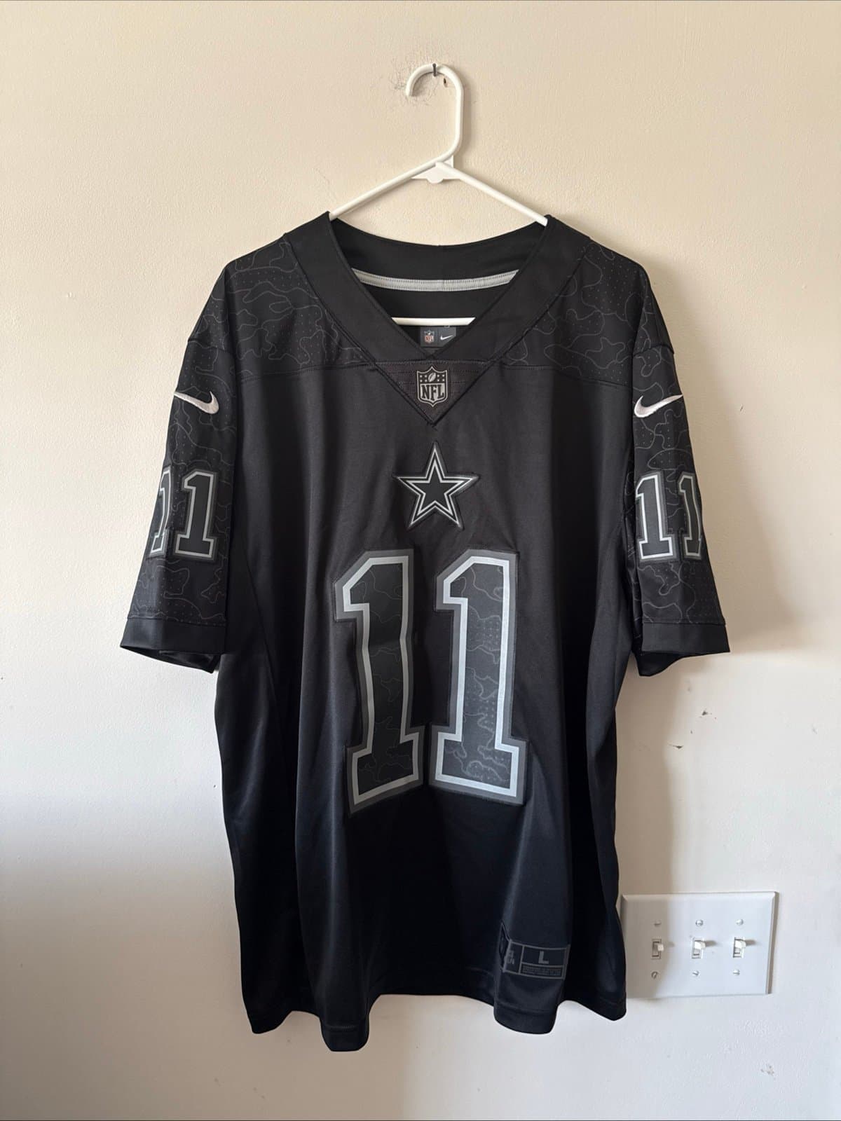 Men's Nike Micah Parsons #11 Dallas Cowboys RFLCTV Limited NFL Jersey Sz L RARE - Image 1