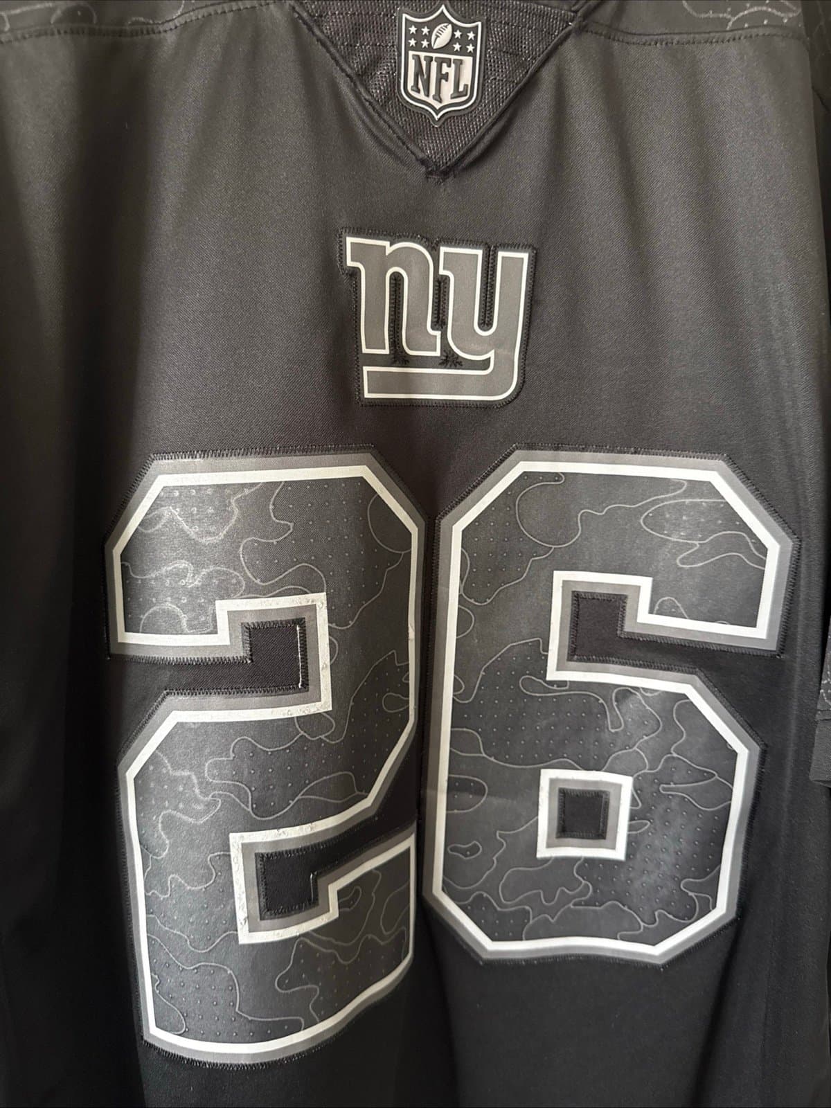Men's Nike Saquon Barkley #26 New York Giants RFLCTV Limited Jersey Sz XL RARE - Thumbnail 2