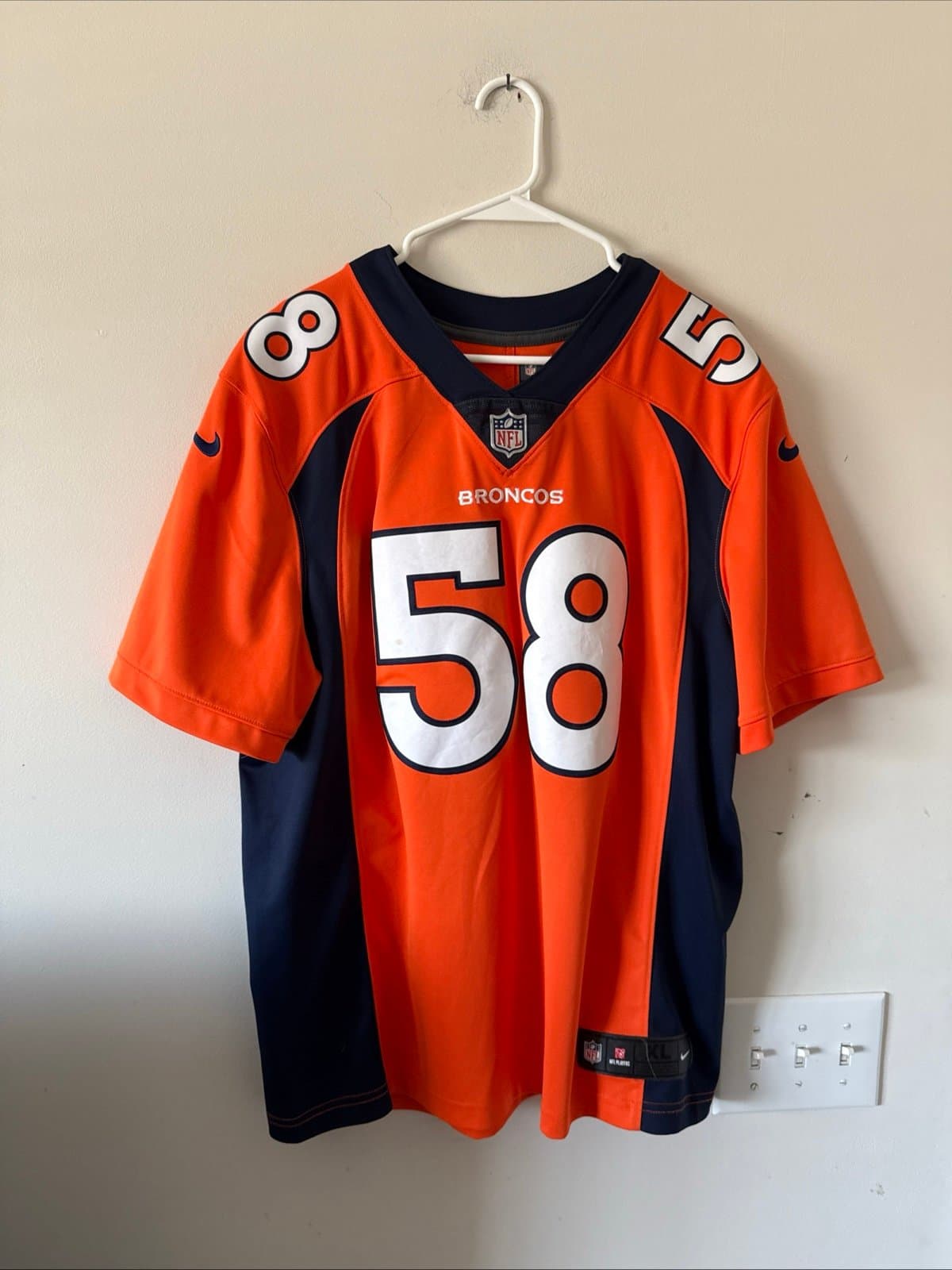 Men’s Nike Von Miller #58 Denver Broncos Vapor Limited Jersey Sz XL Orange RARE - Image 1