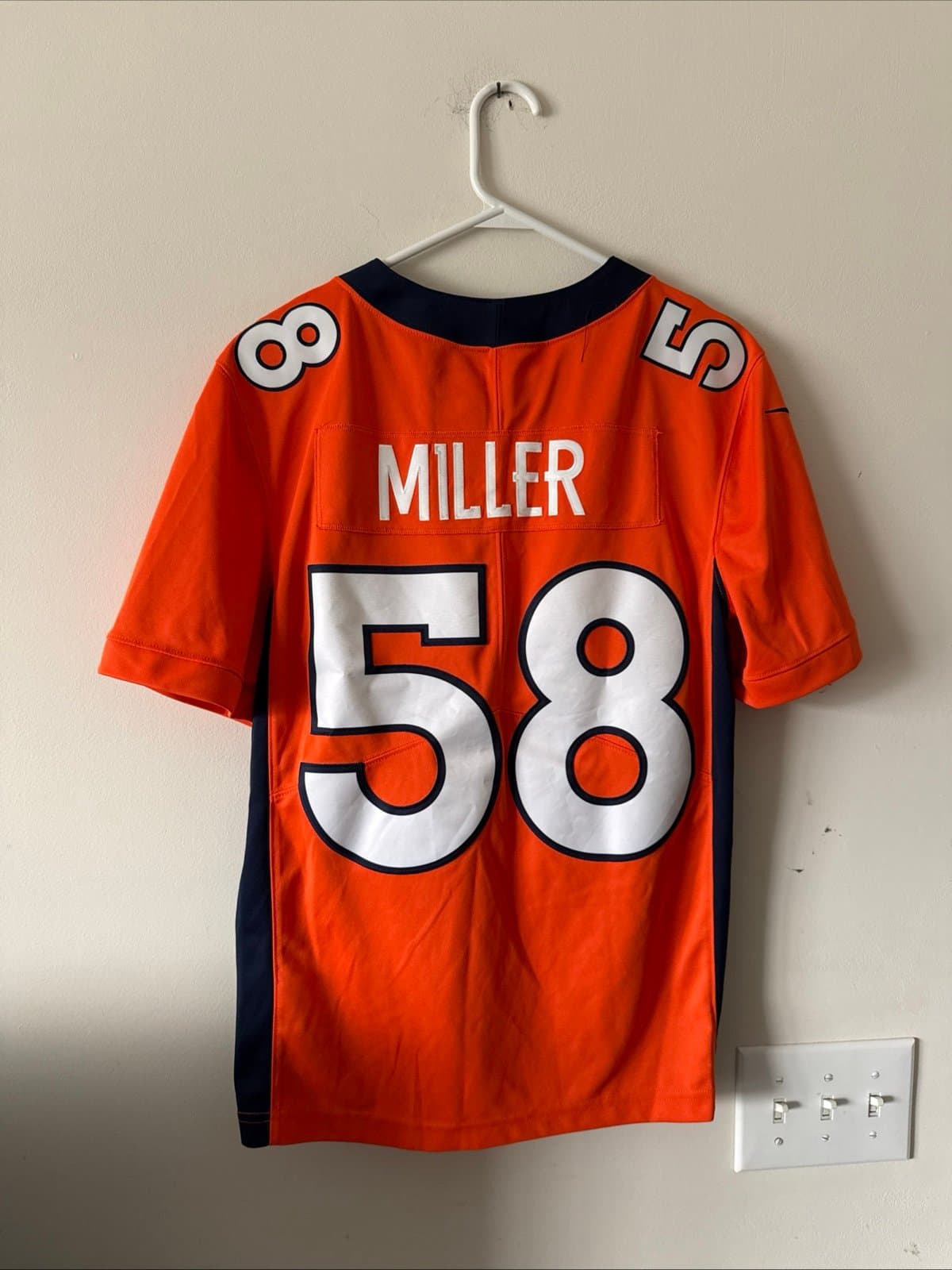 Men’s Nike Von Miller #58 Denver Broncos Vapor Limited Jersey Sz S - Orange RARE - Thumbnail 6