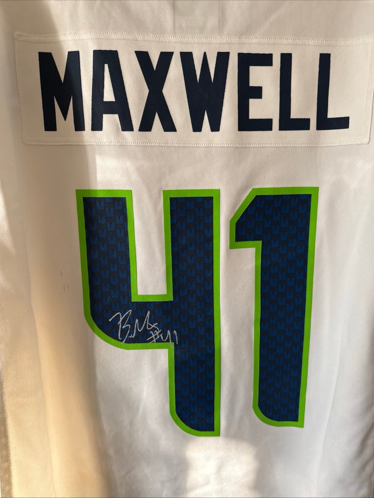 MEN’S NIKE BYRON MAXWELL #41 SEATTLE SEAHAWKS SIGNED ON FIELD JERSEY SZ XL RARE - Thumbnail 2